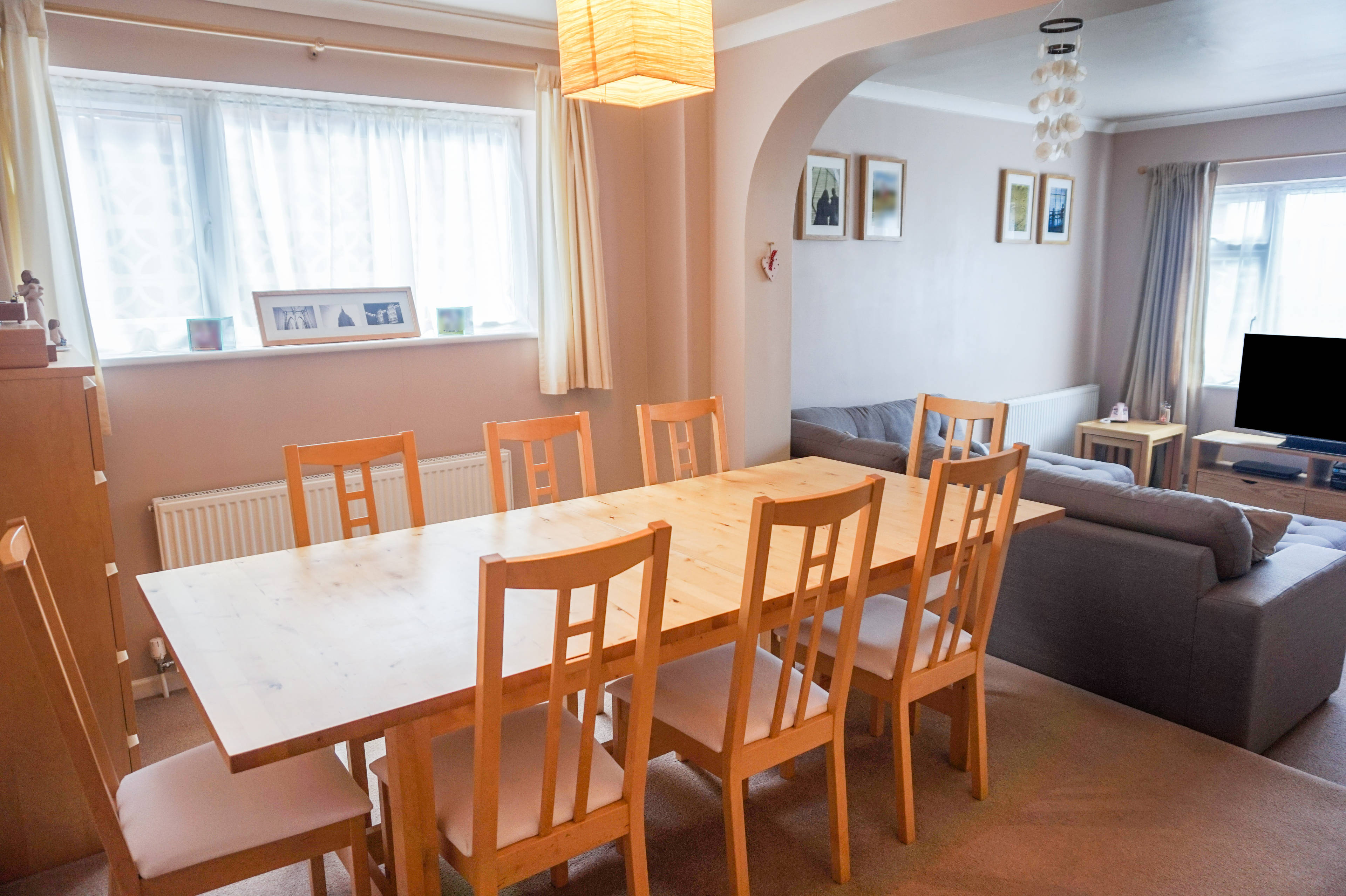 Lounge/Dining Room