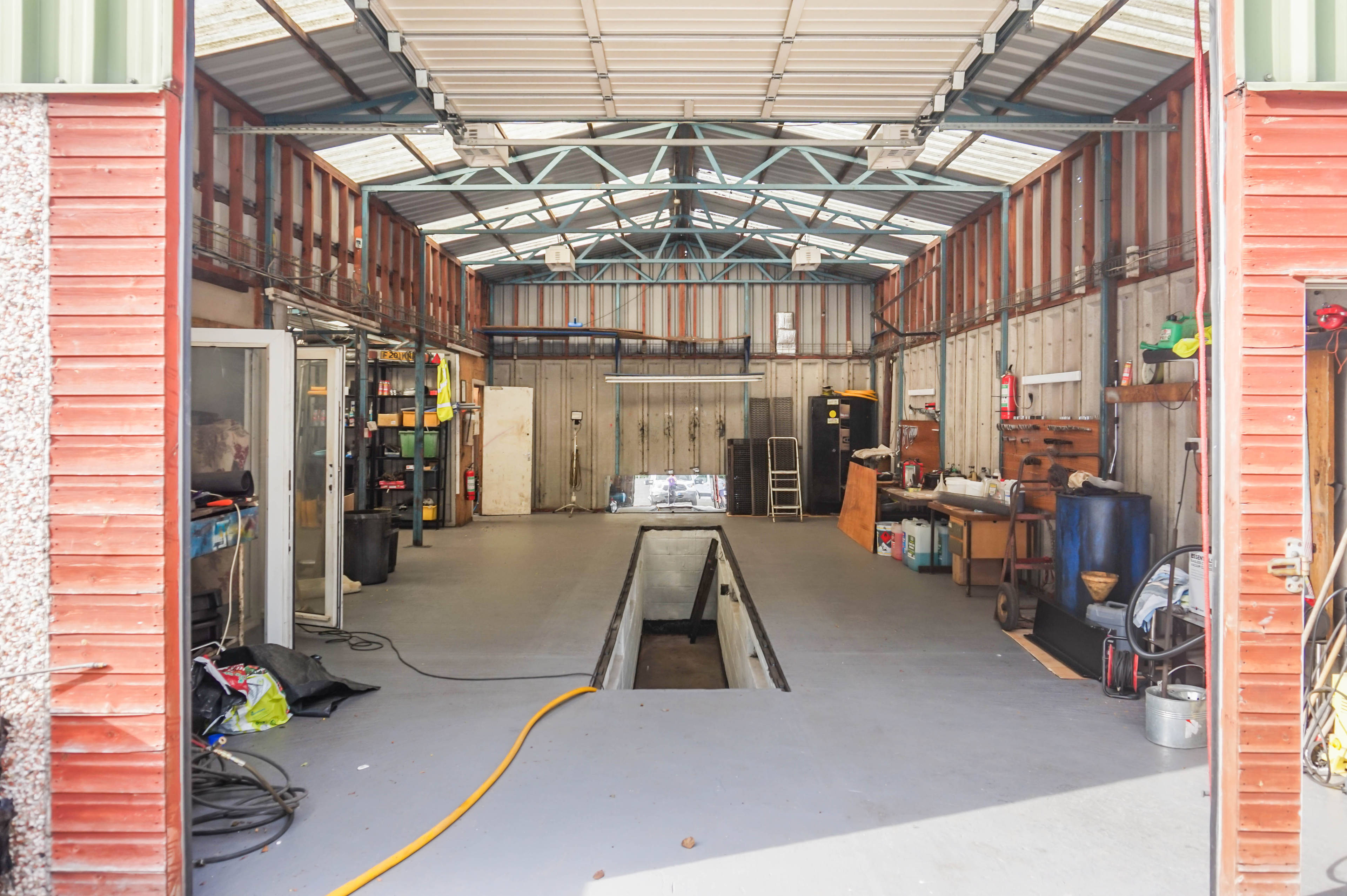 Garage