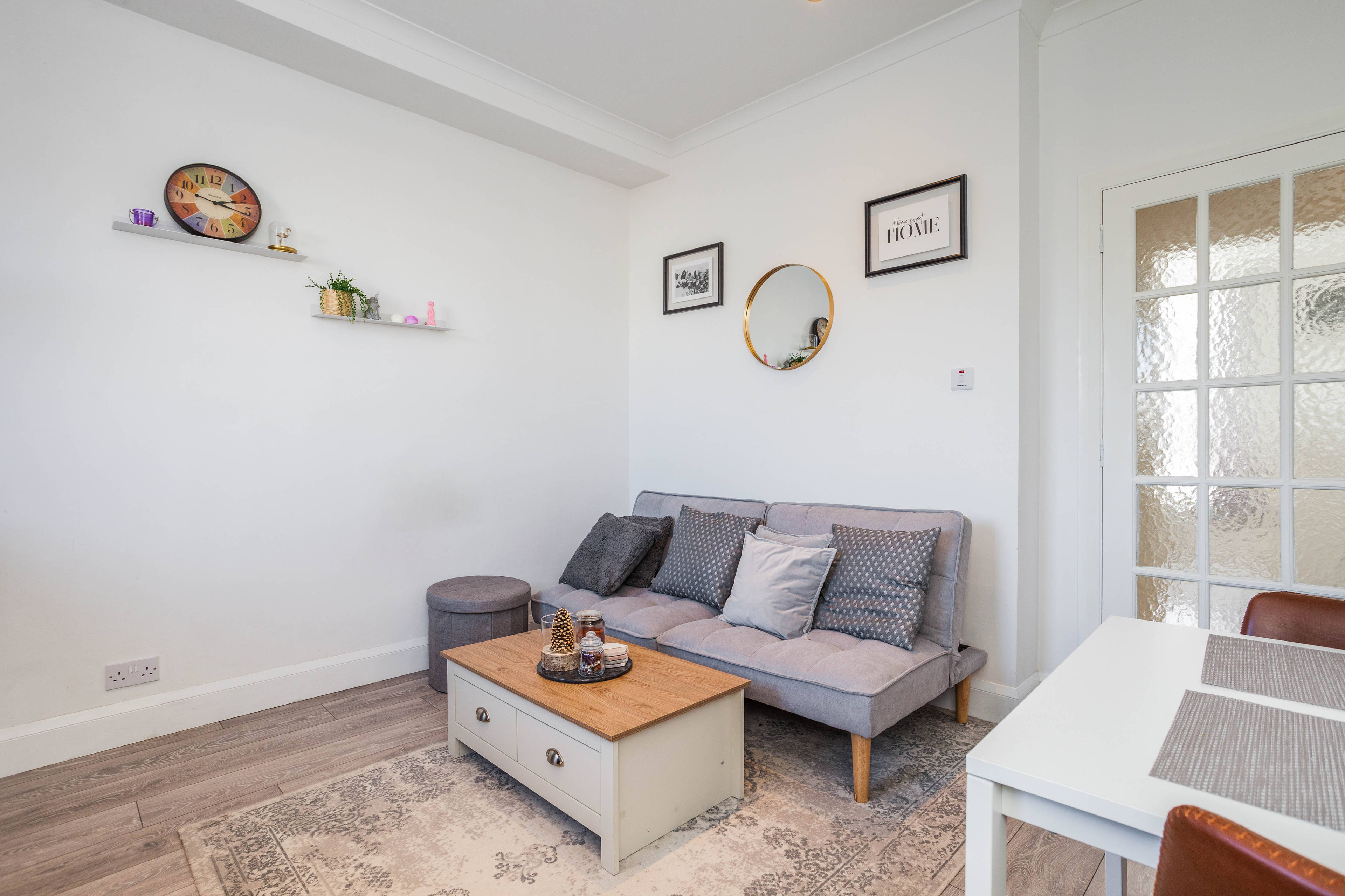 Lounge / Kitchen