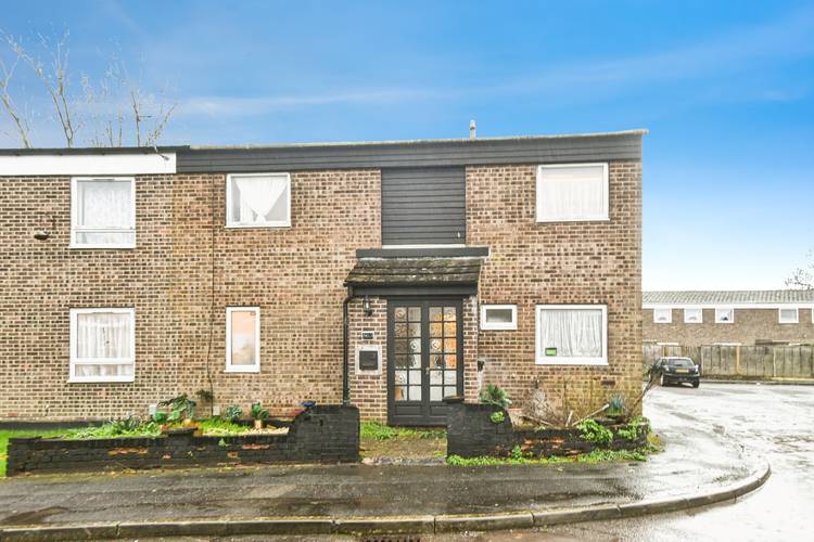 3 bedroom end of terrace house