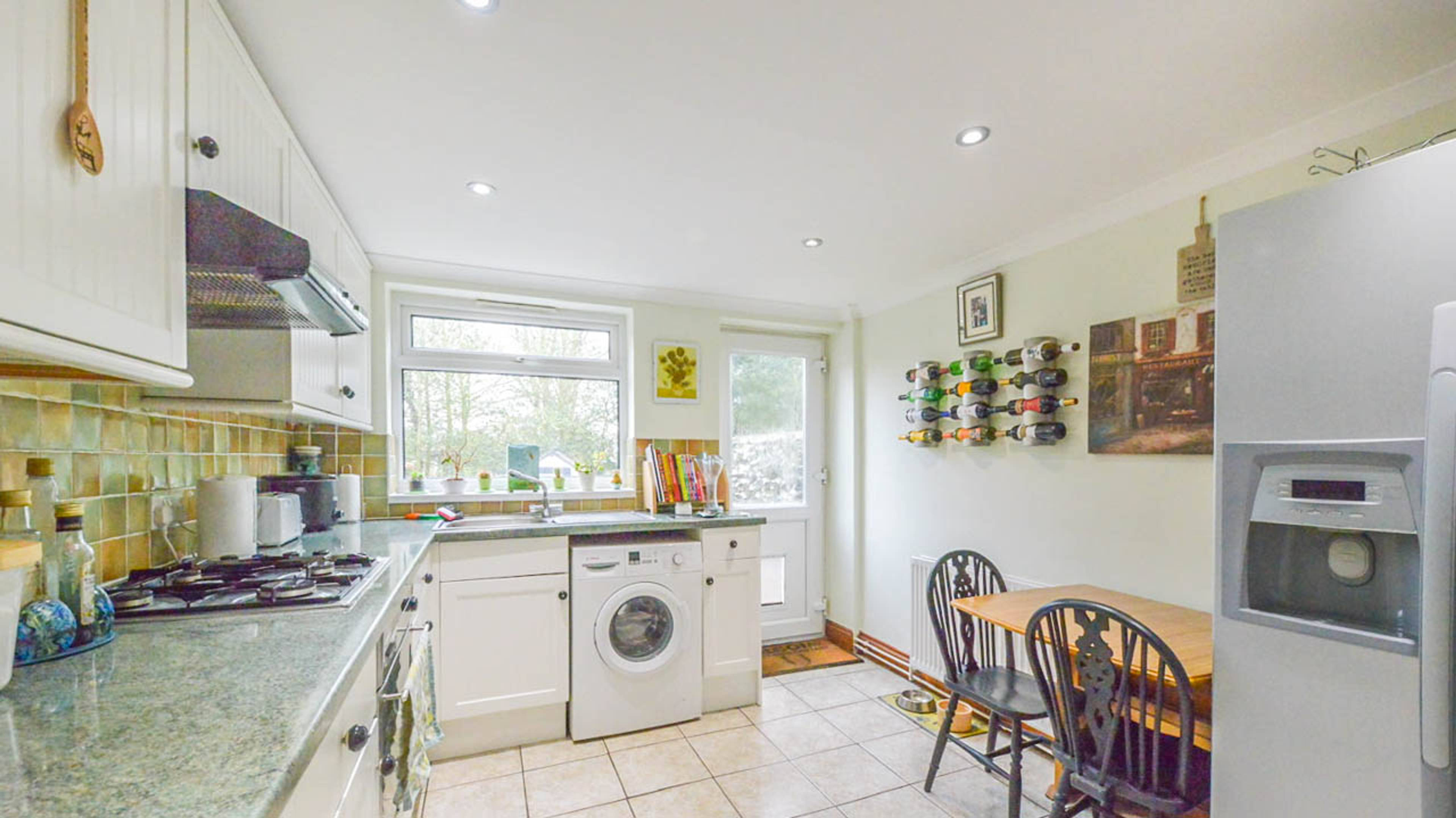 Kitchen/Breakfast