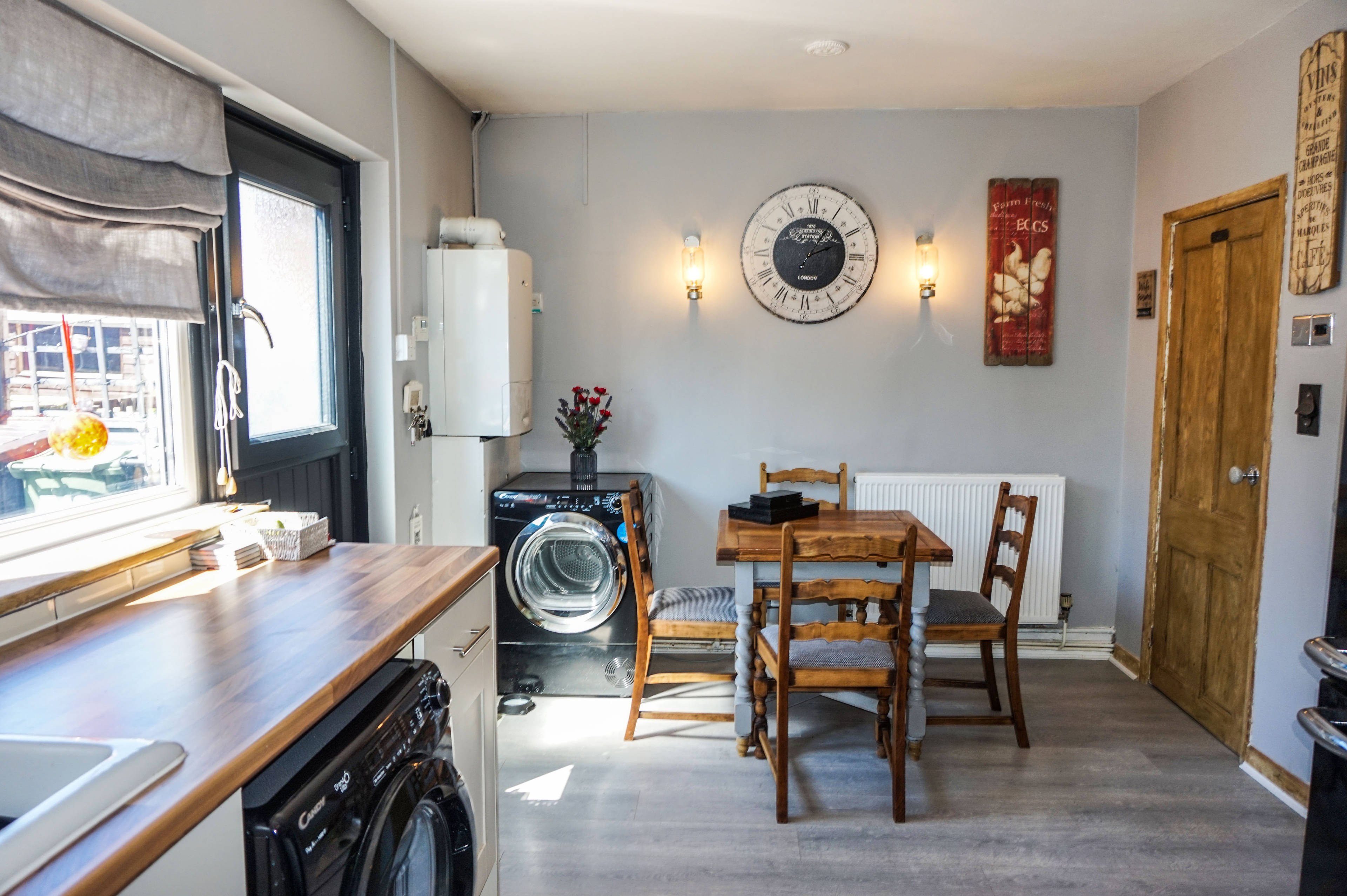 Kitchen/Dining Room