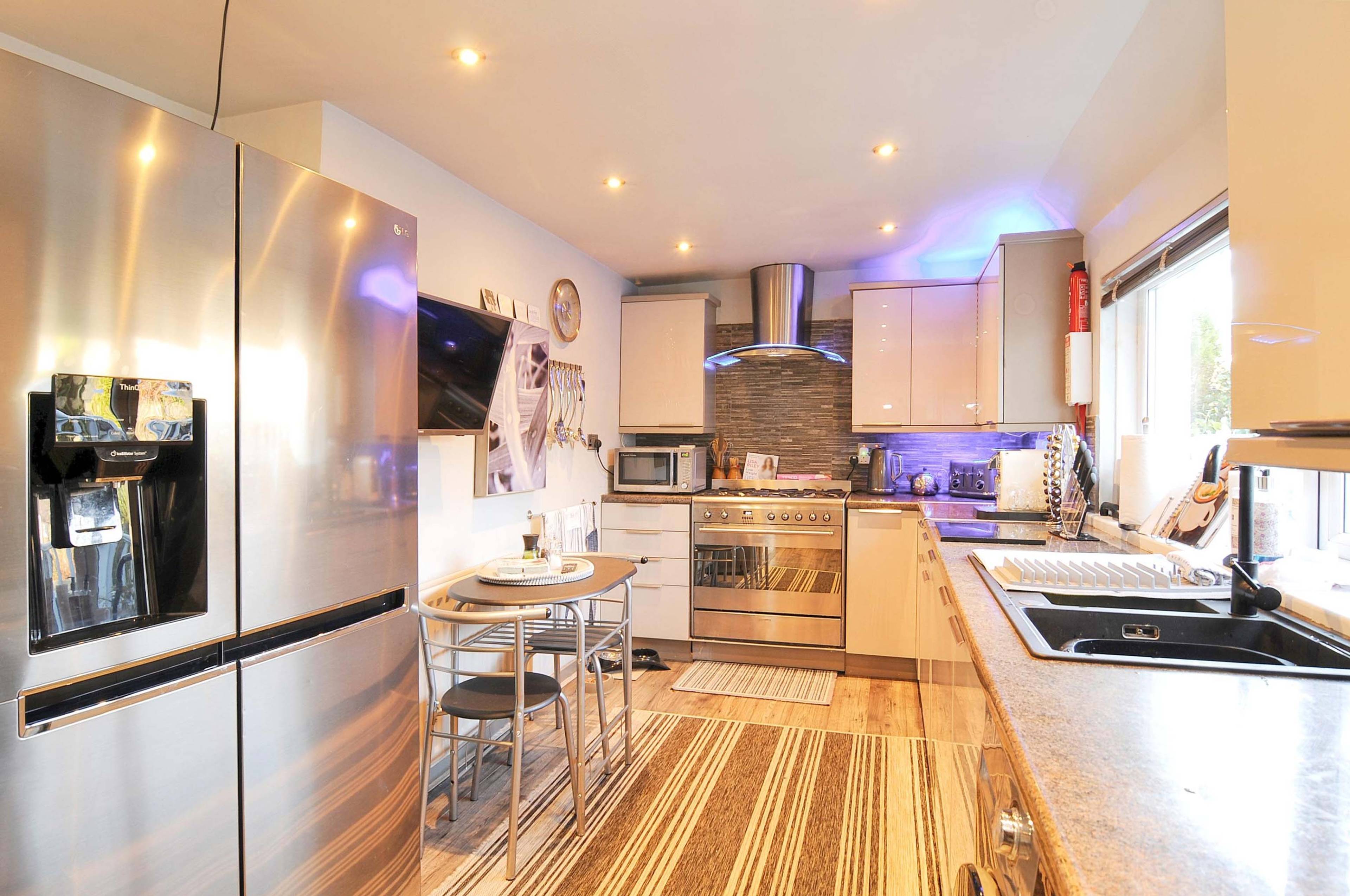 Kitchen/Breakfast