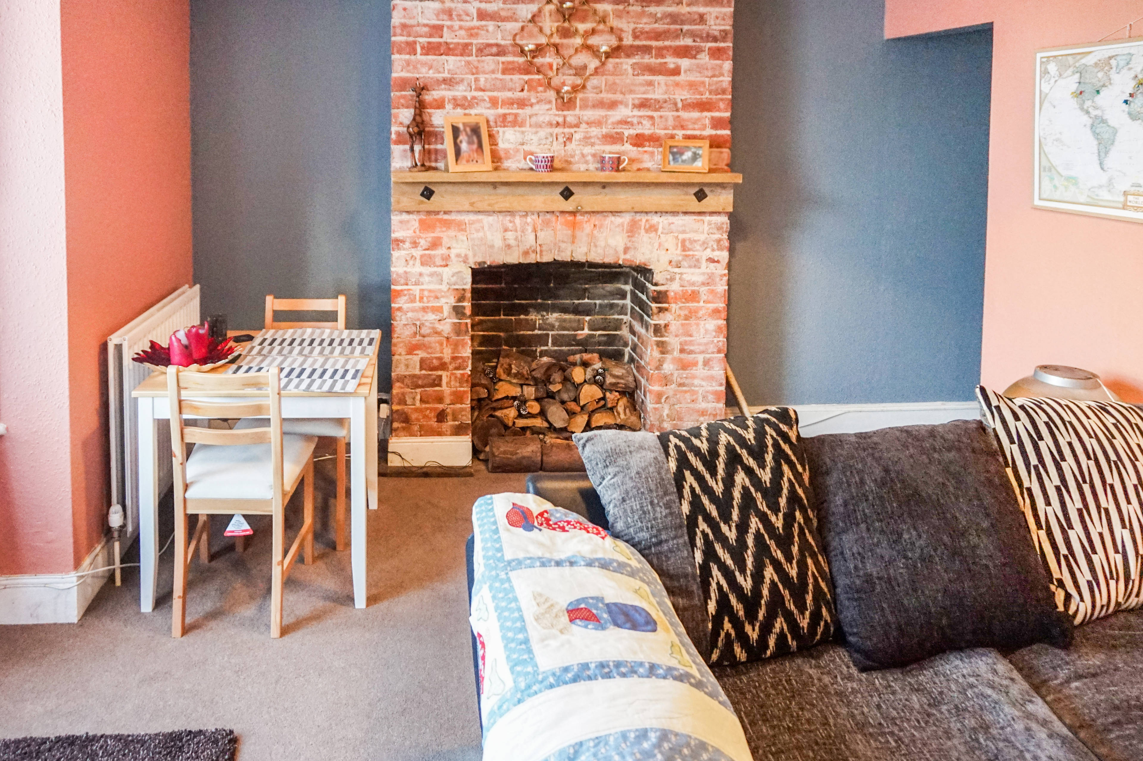 Lounge/Dining Room