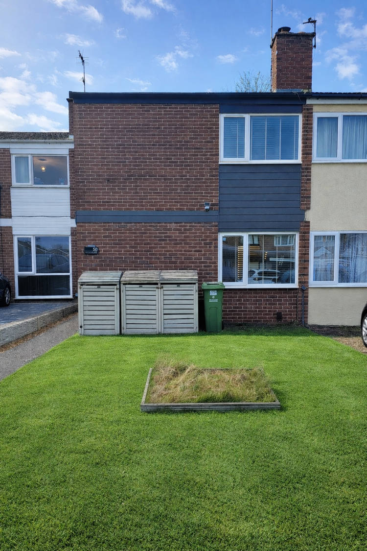 3 bedroom semi-detached house