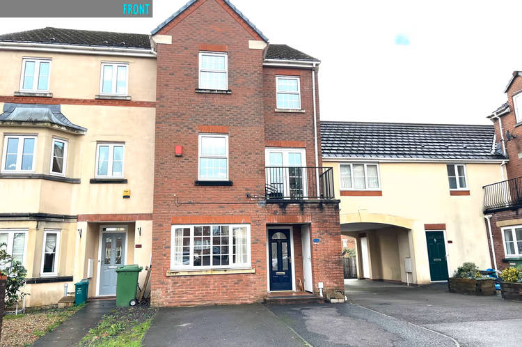 4 bedroom town house