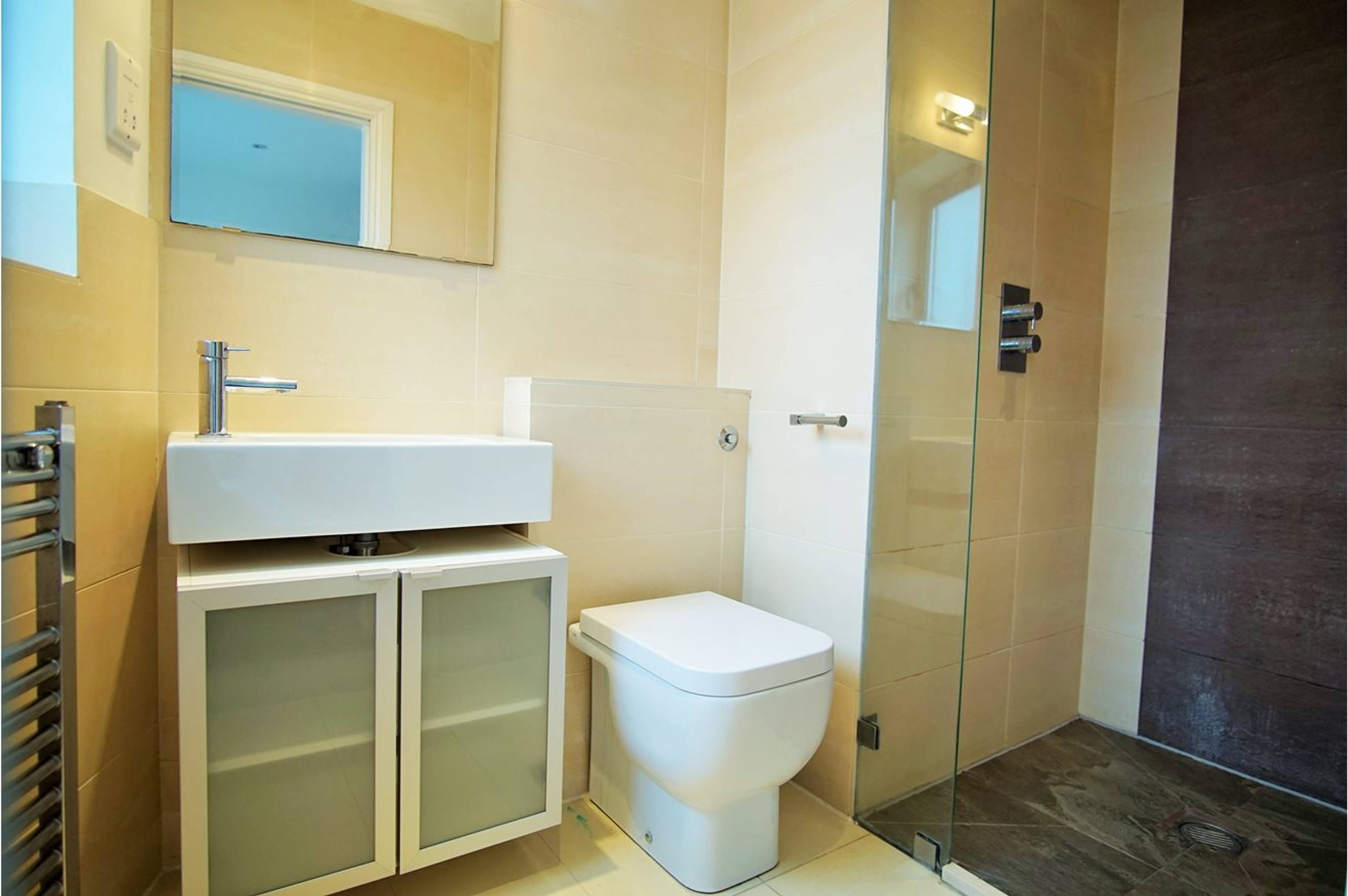 Master En-suite