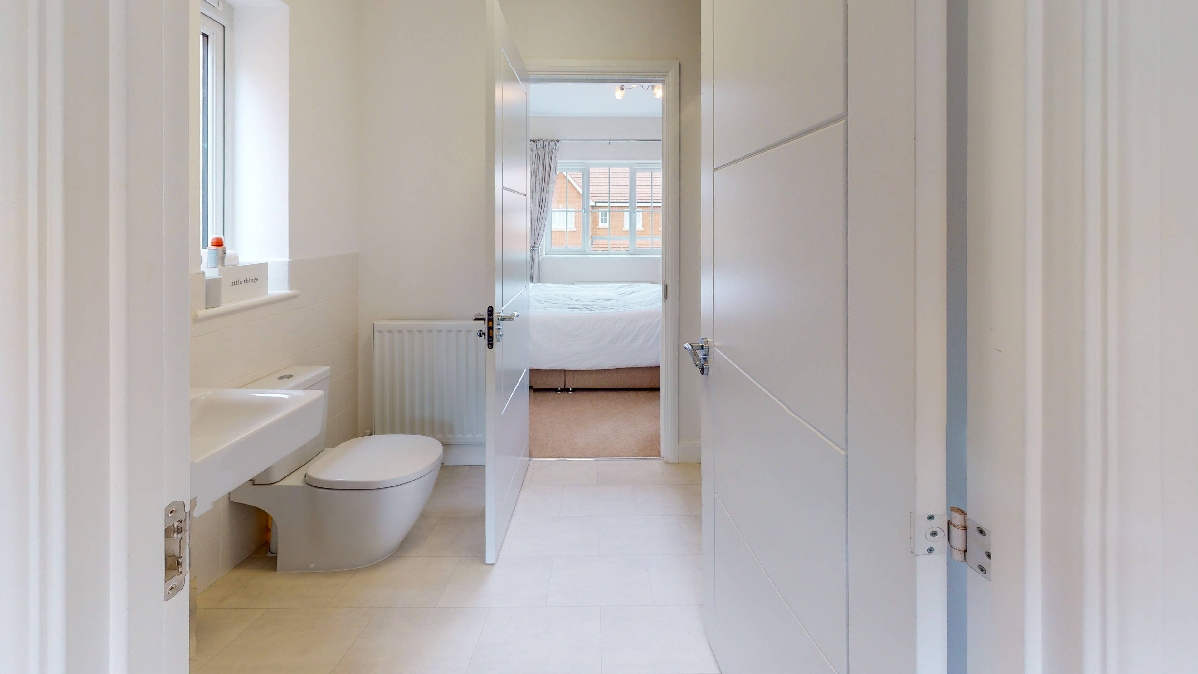 Jack & Jill En-suite