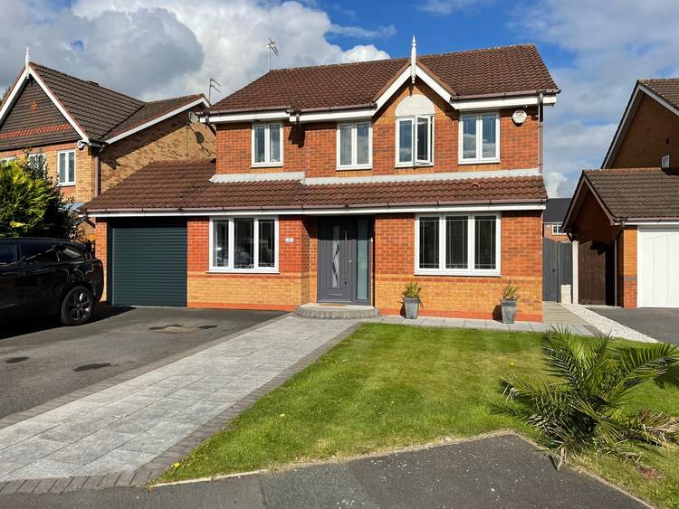 4 bedroom detached house