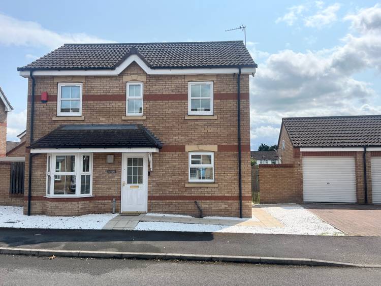 4 bedroom detached house