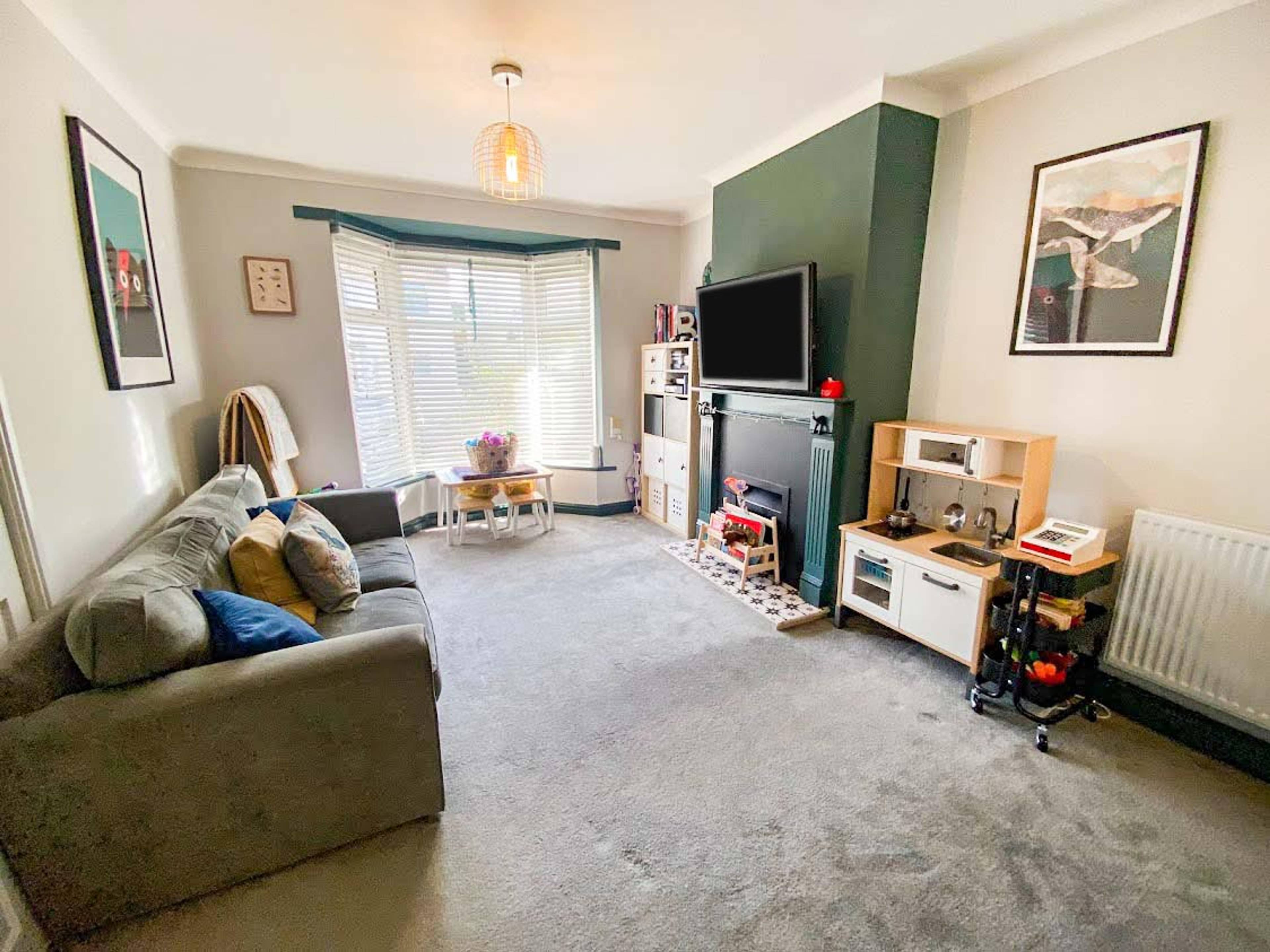 Lounge/Family/Games