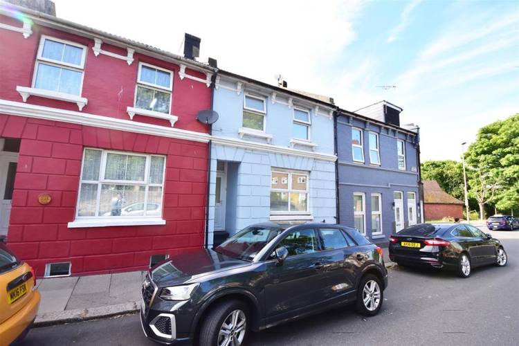 3 bedroom terraced house