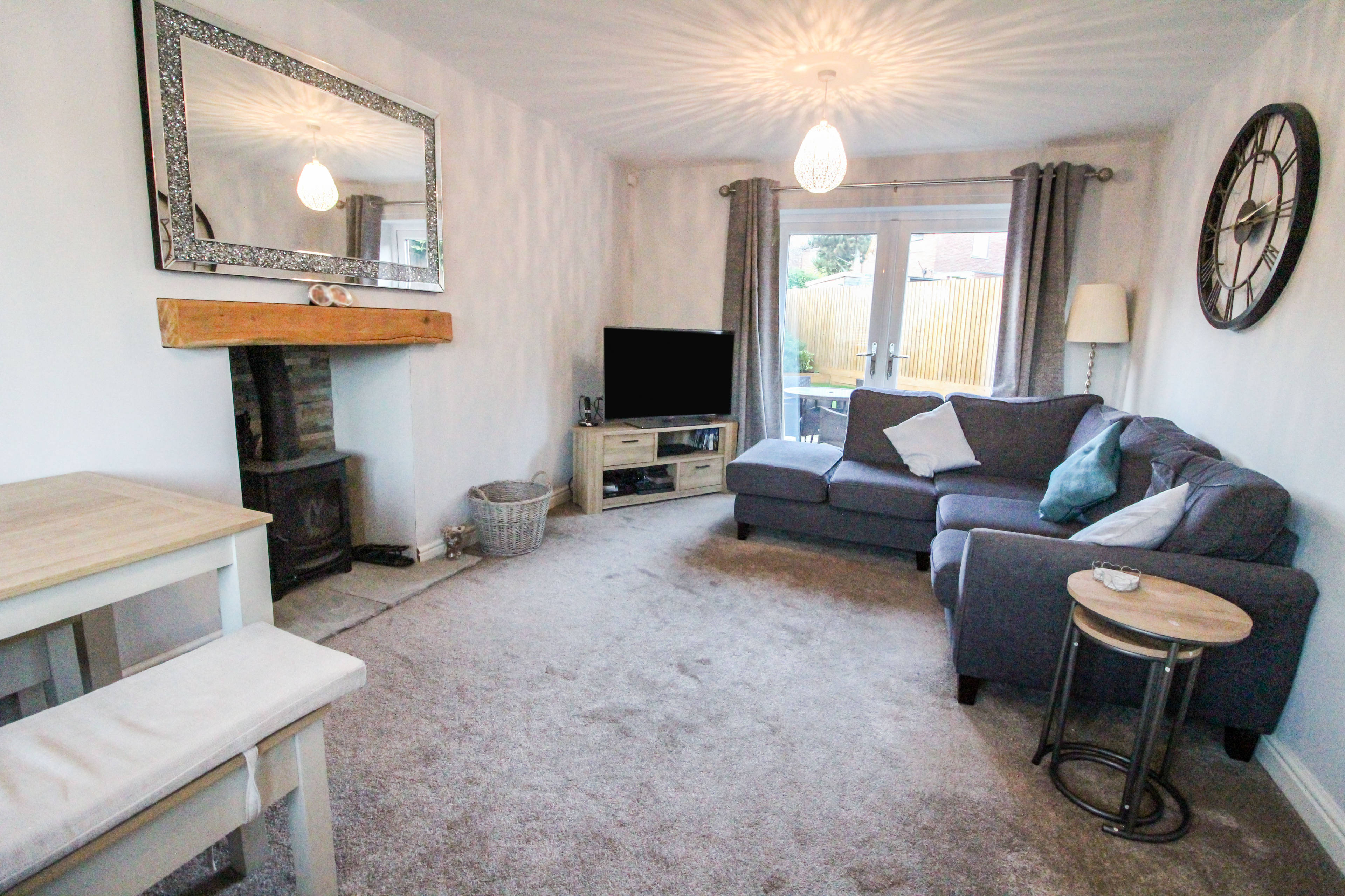 Lounge/Dining Room