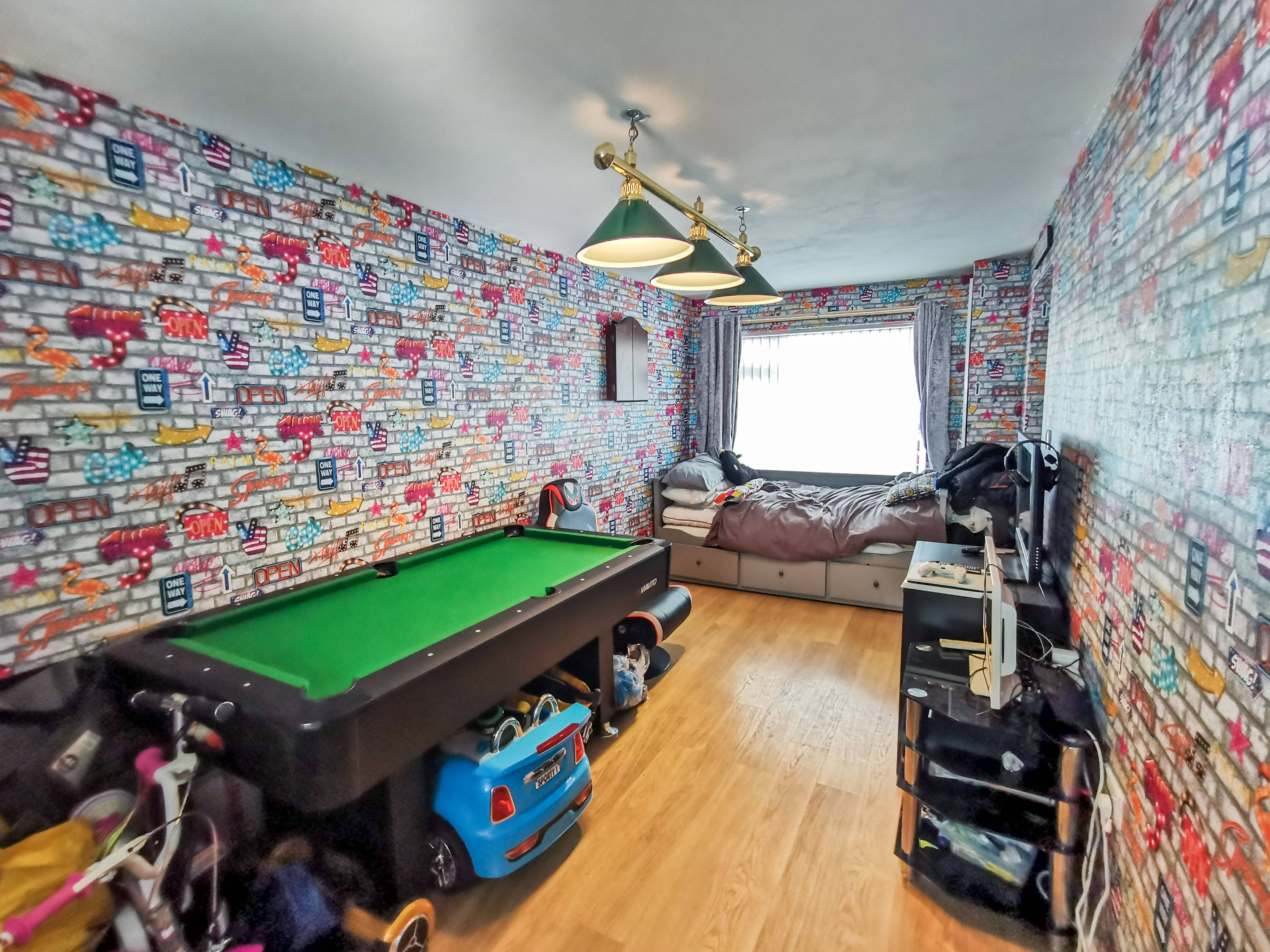 Reception/Bedroom