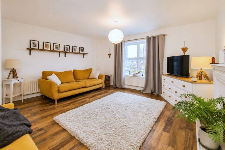 3 bedroom terraced house