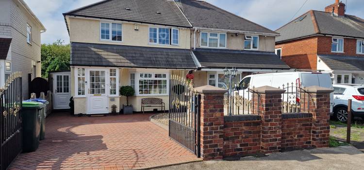 3 bedroom semi-detached house