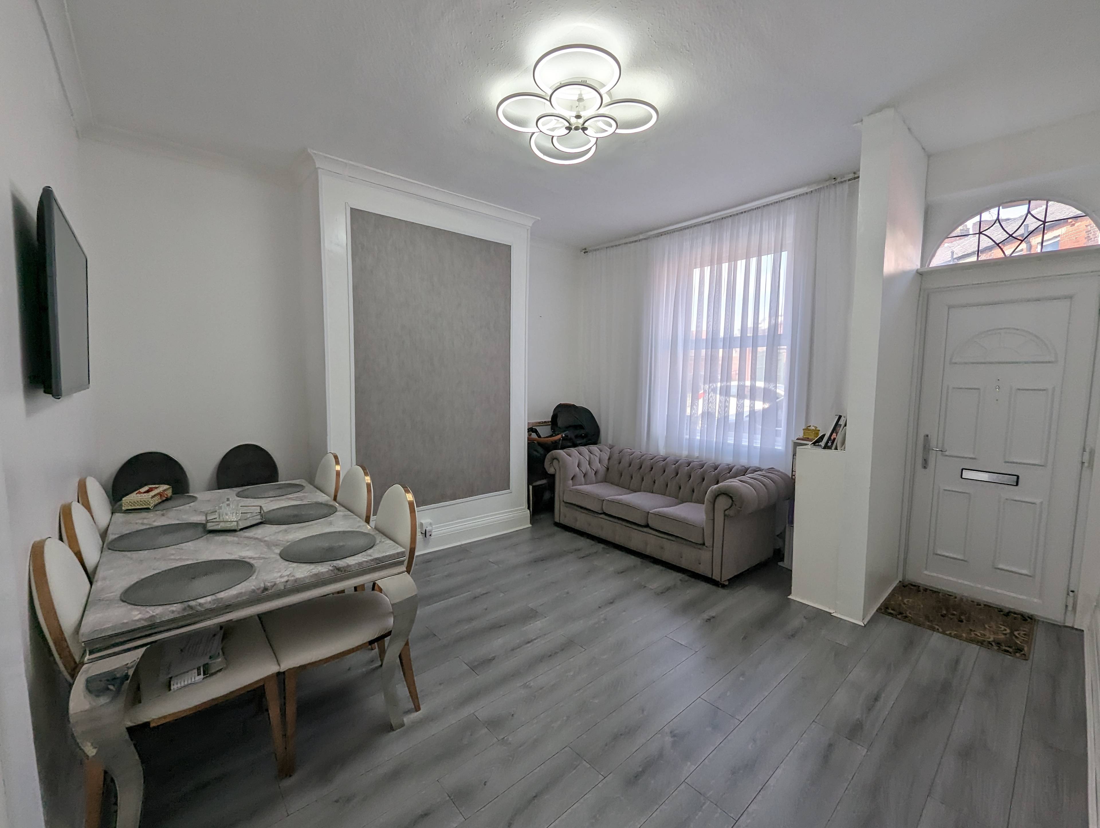 Living / Dining Room
