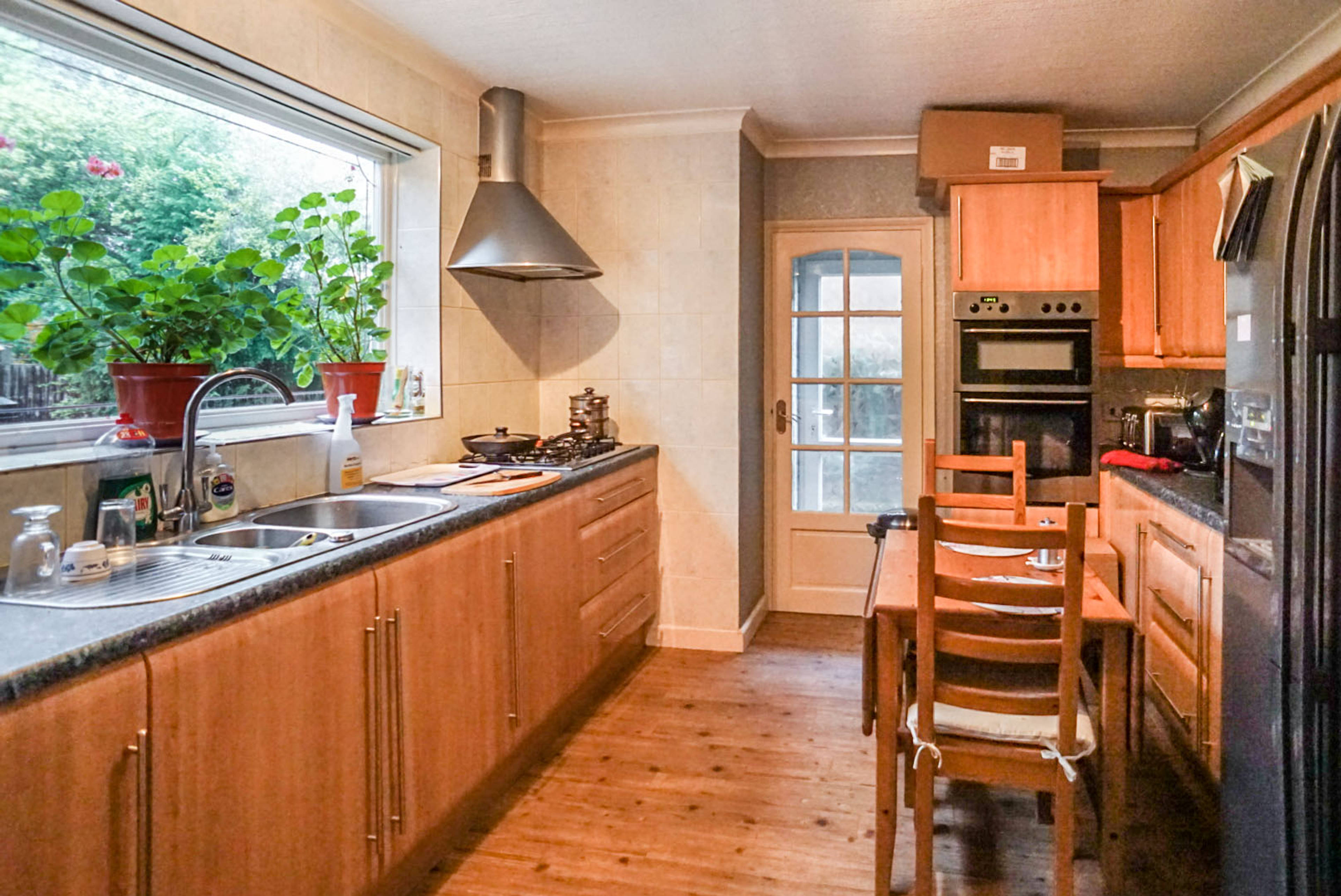Kitchen/Breakfast