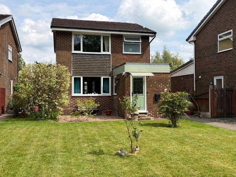 3 bedroom detached house