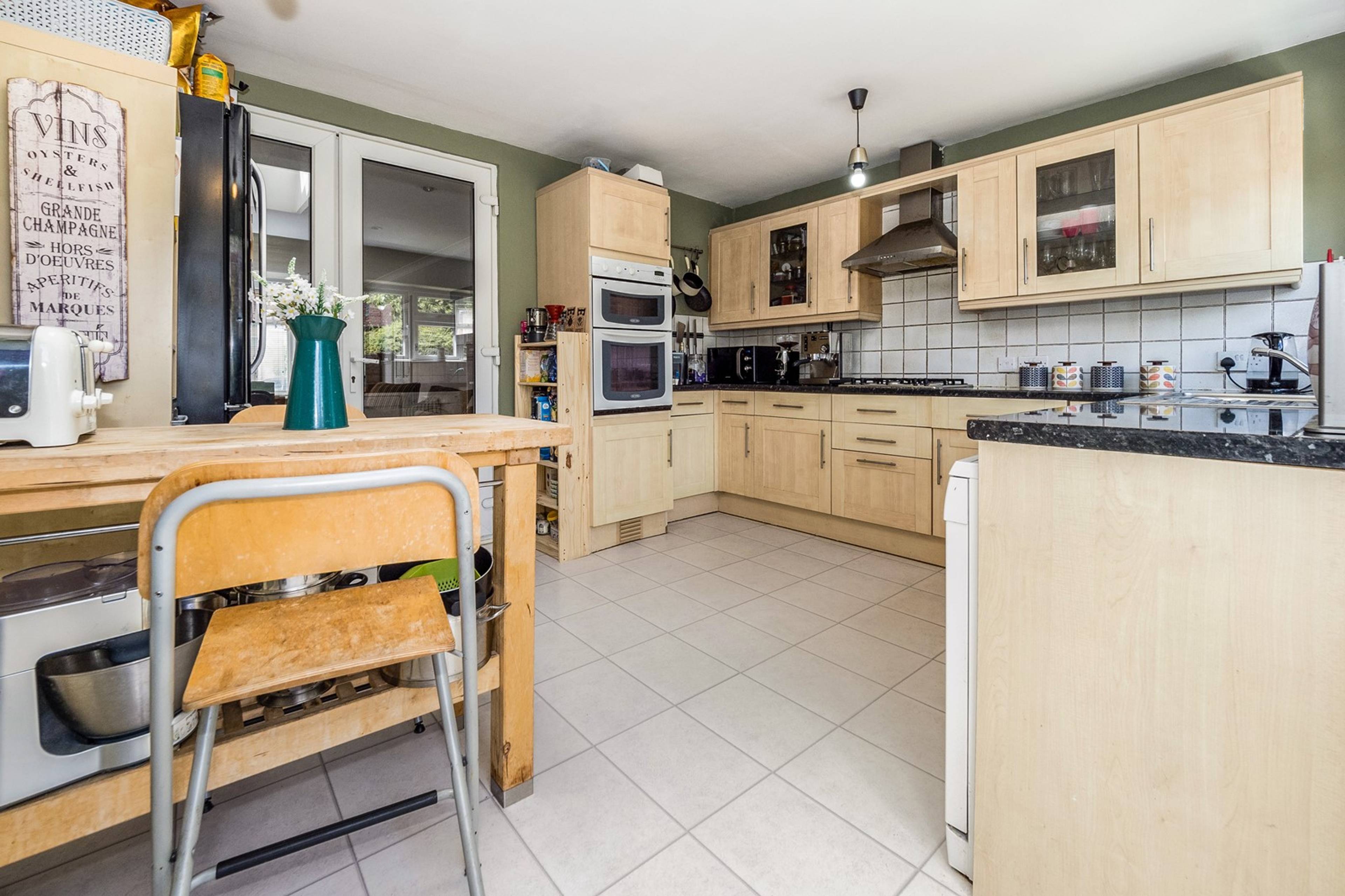 Kitchen/Breakfast