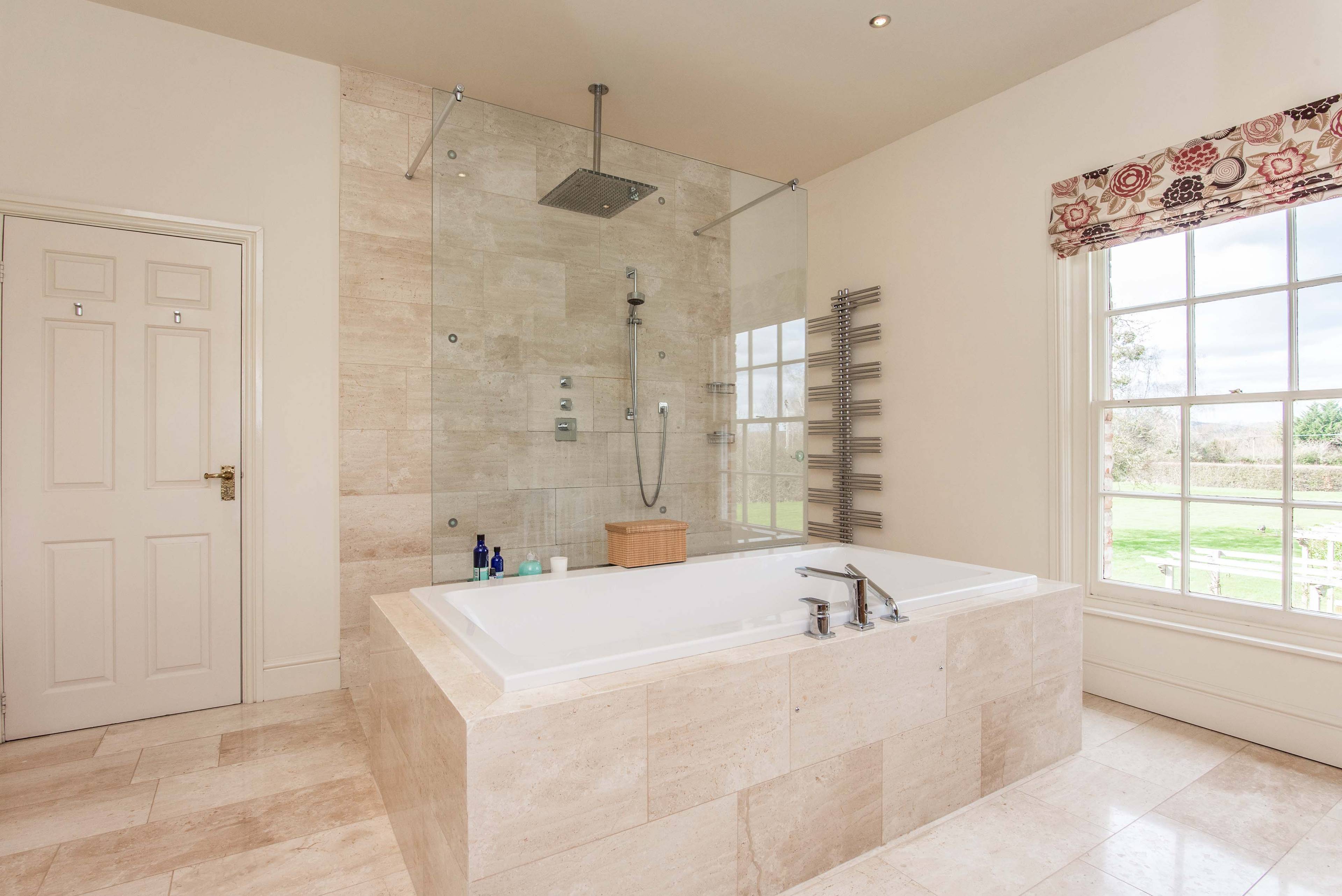 Master En-suite