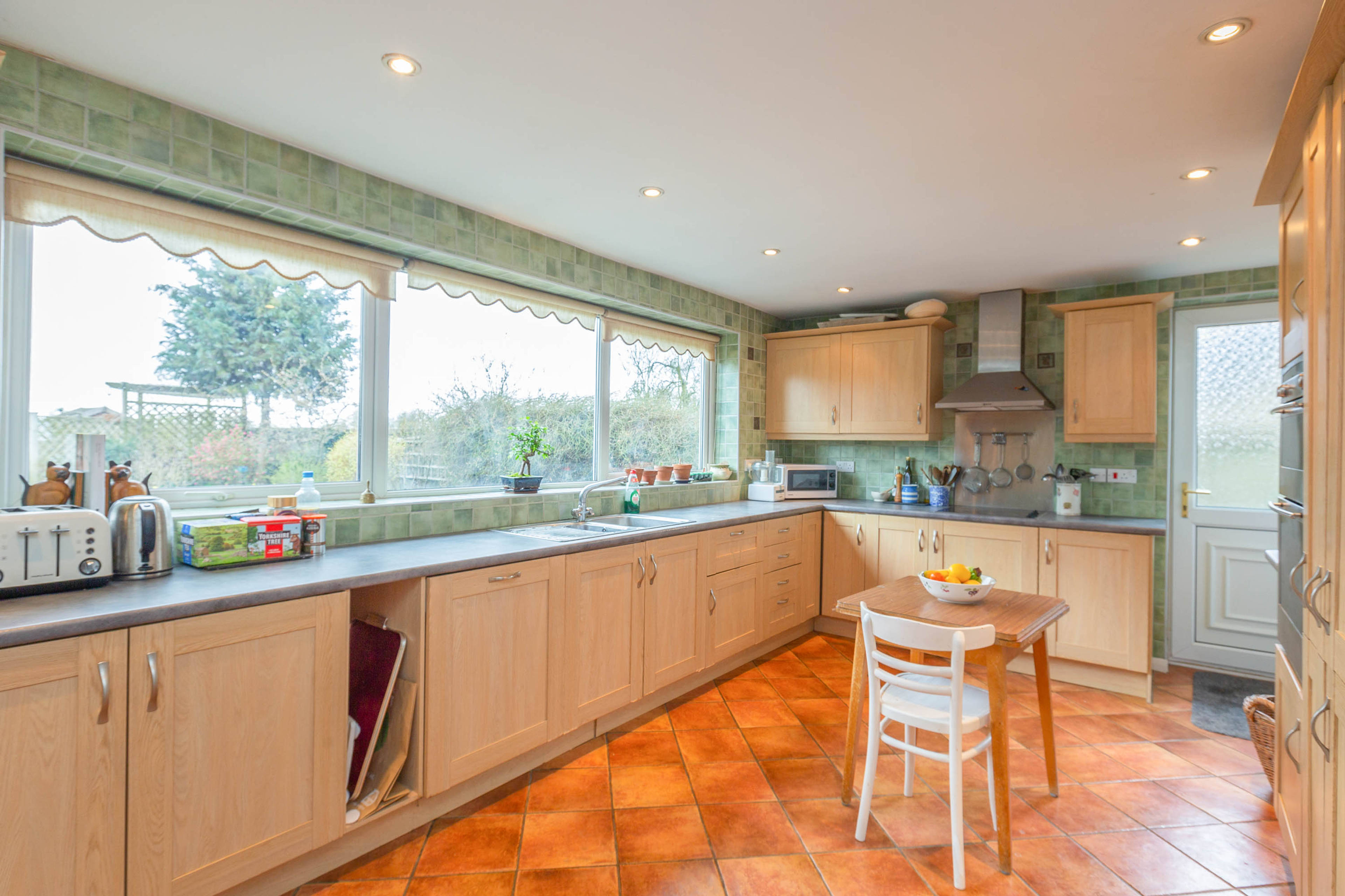 Kitchen/Breakfast