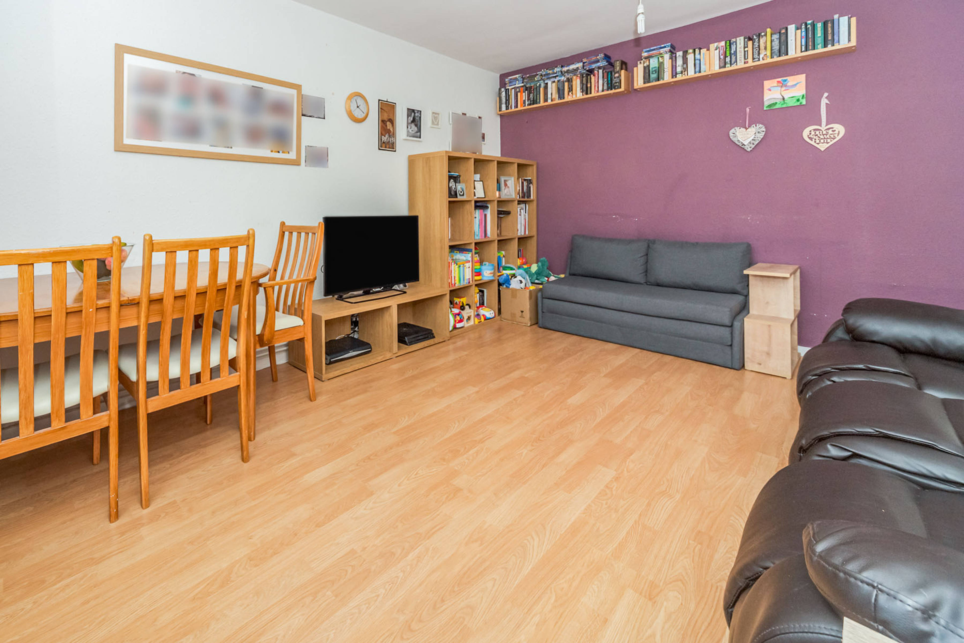 Lounge/Dining Room