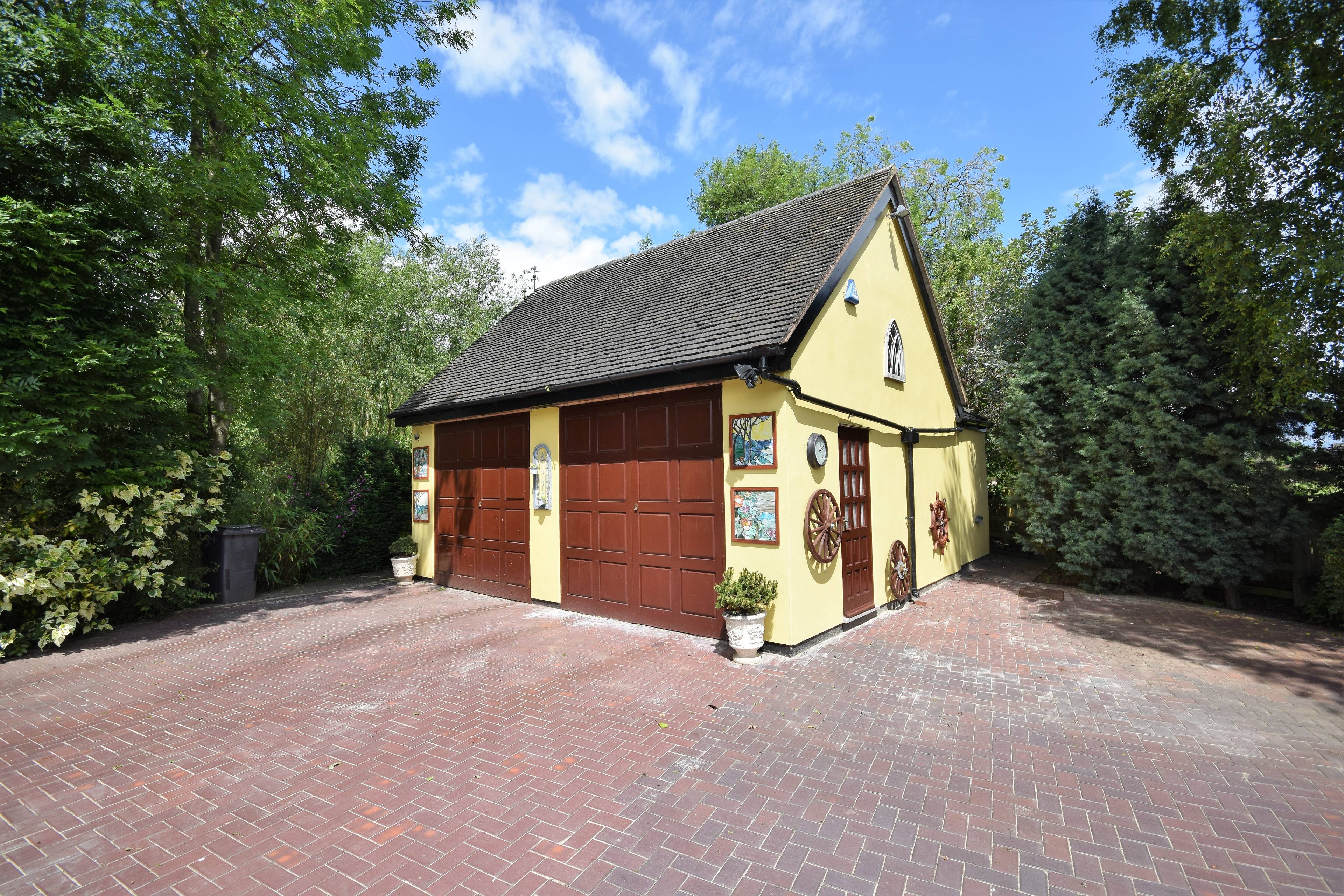 Double Garage