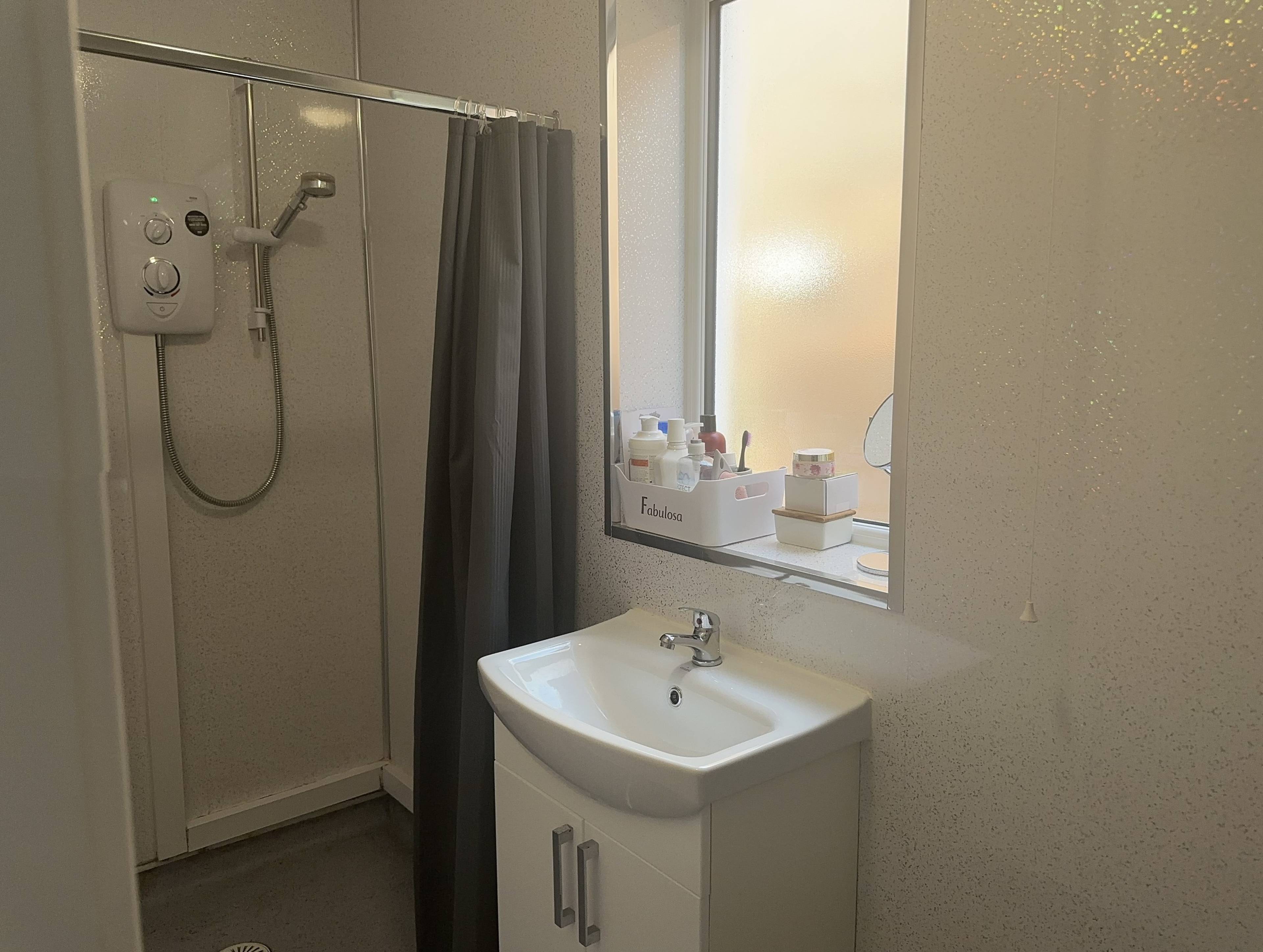 Annex En-Suite