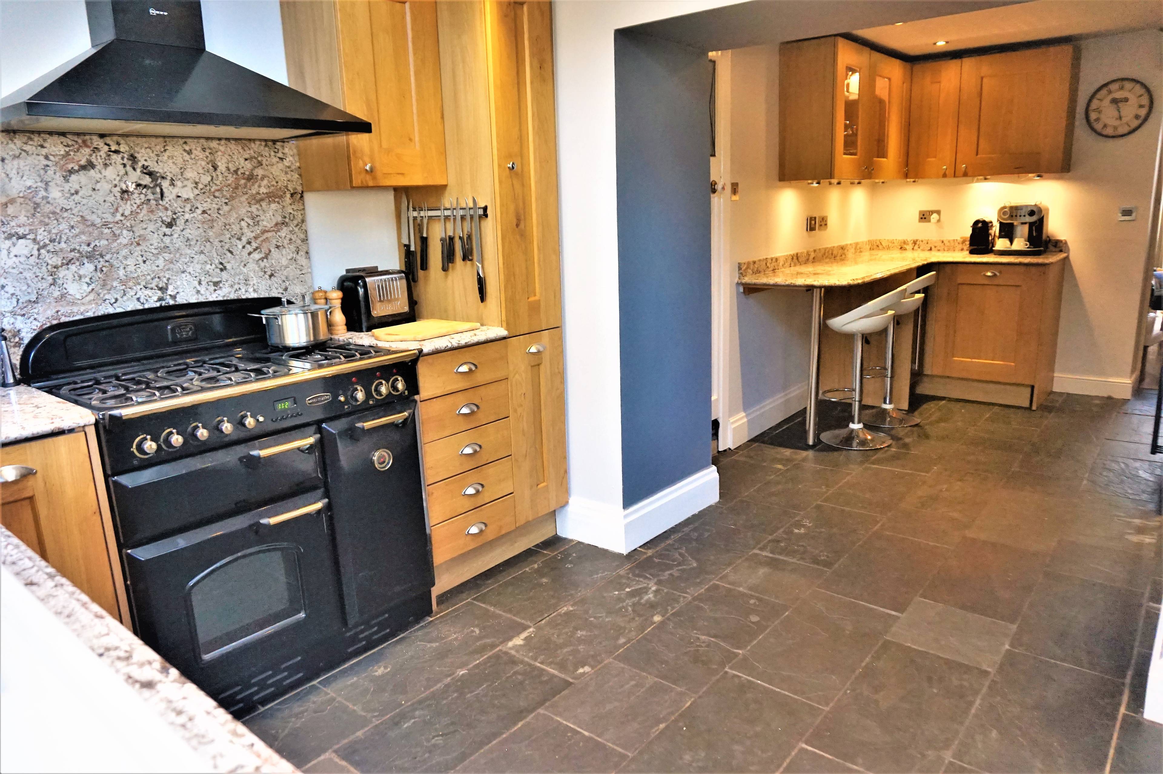 Kitchen / Breakfast