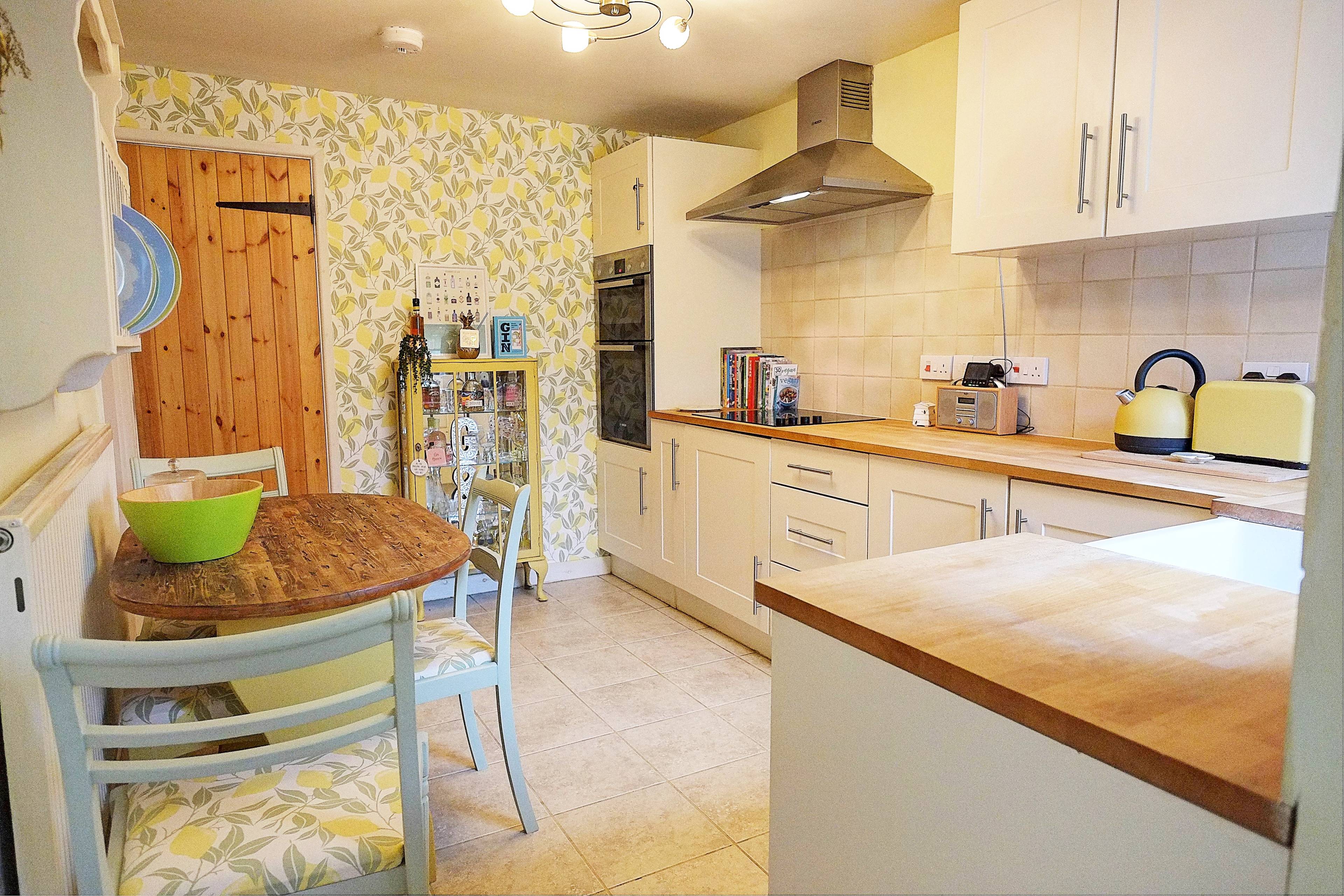 Cottage Kitchen