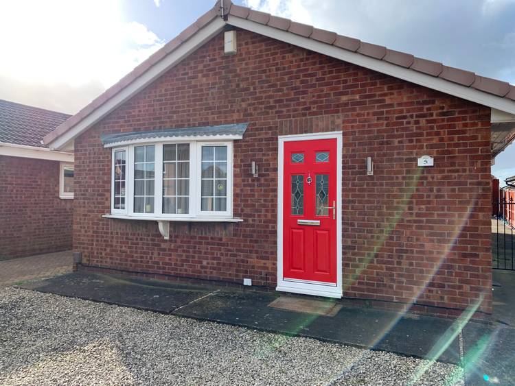 3 bedroom detached bungalow