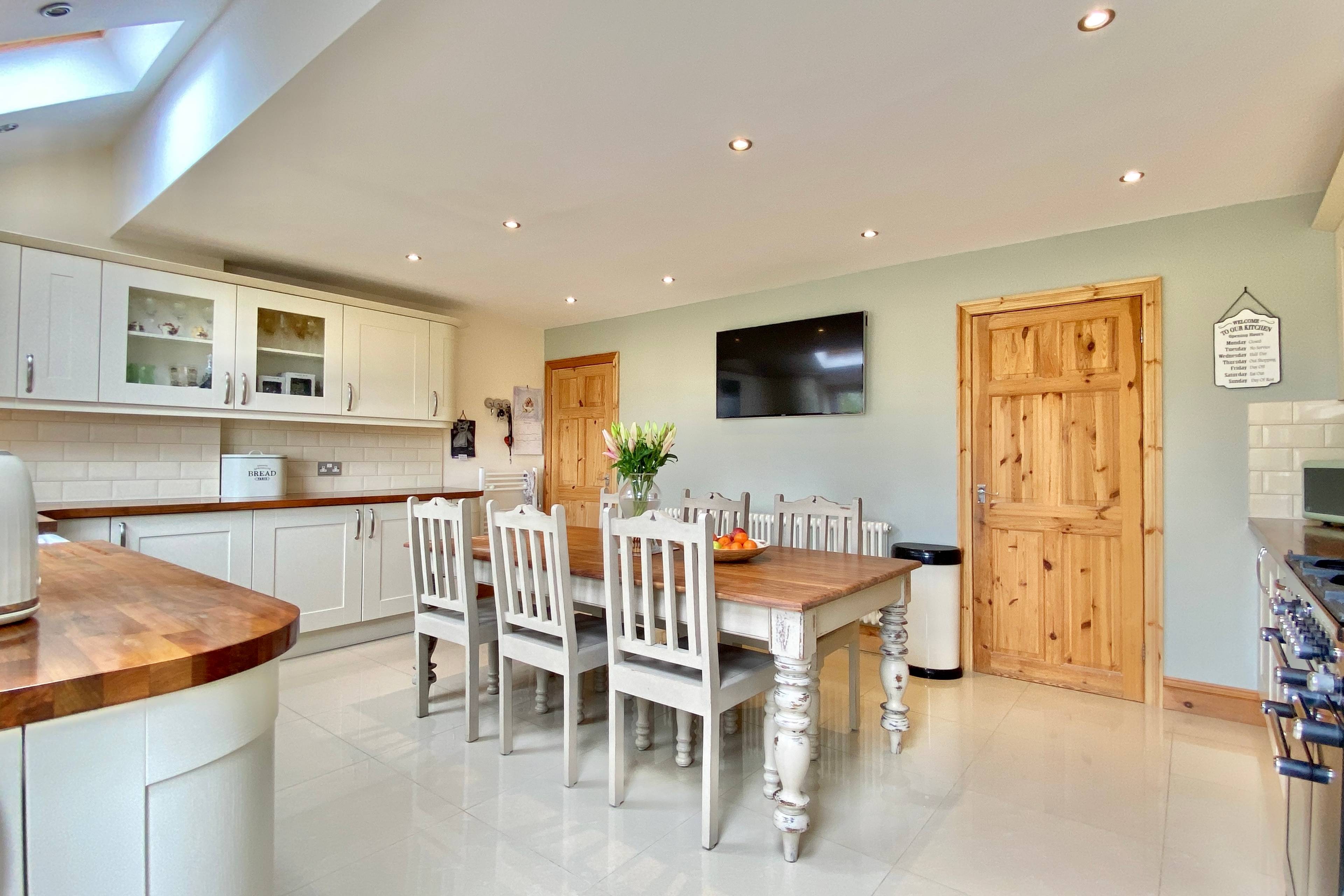 Kitchen/Breakfast