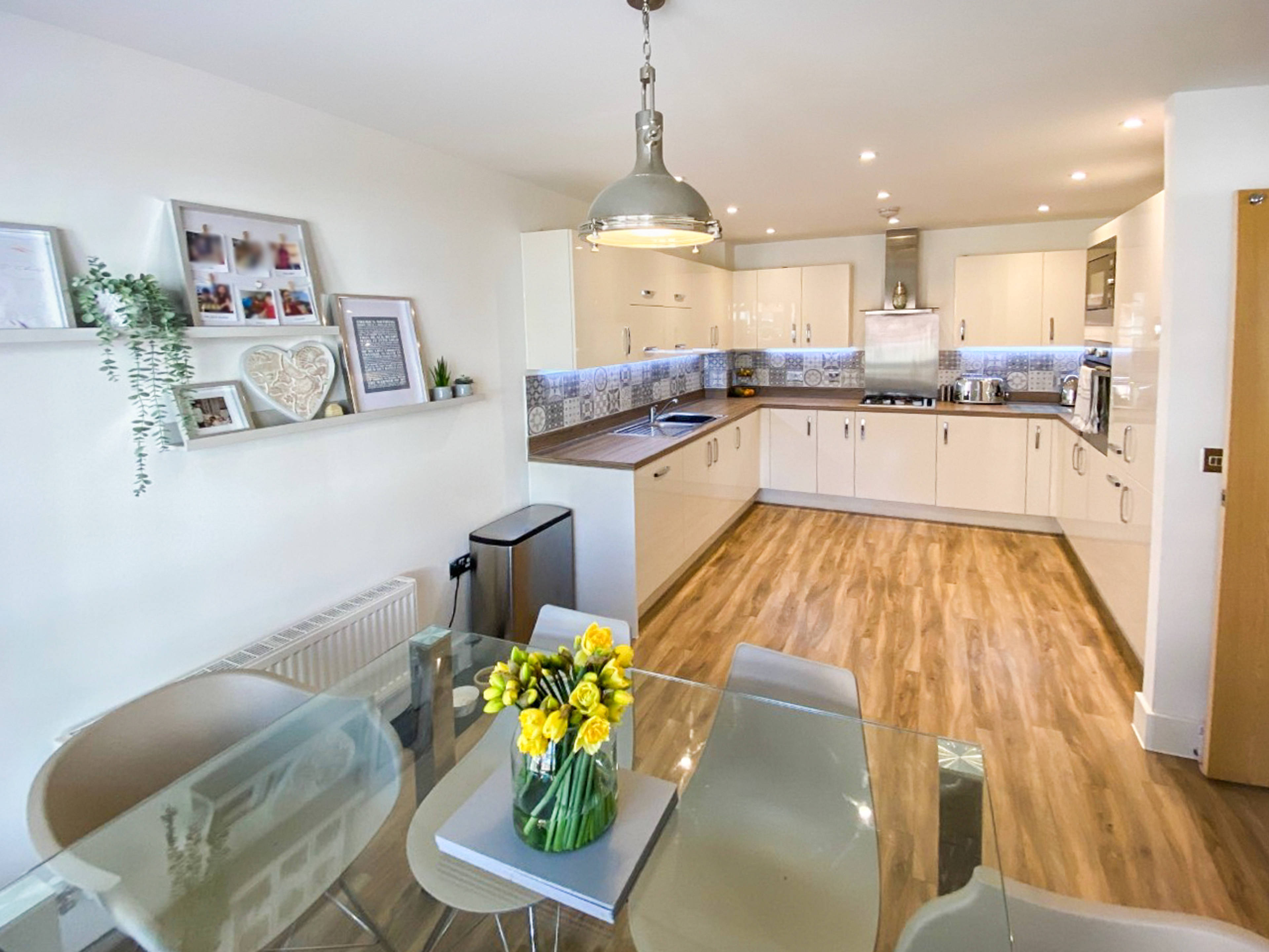 Kitchen/Breakfast