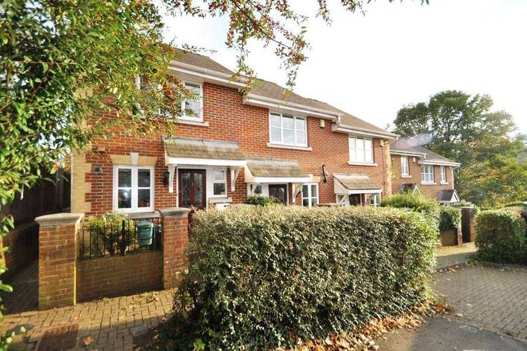 2 bedroom semi-detached house