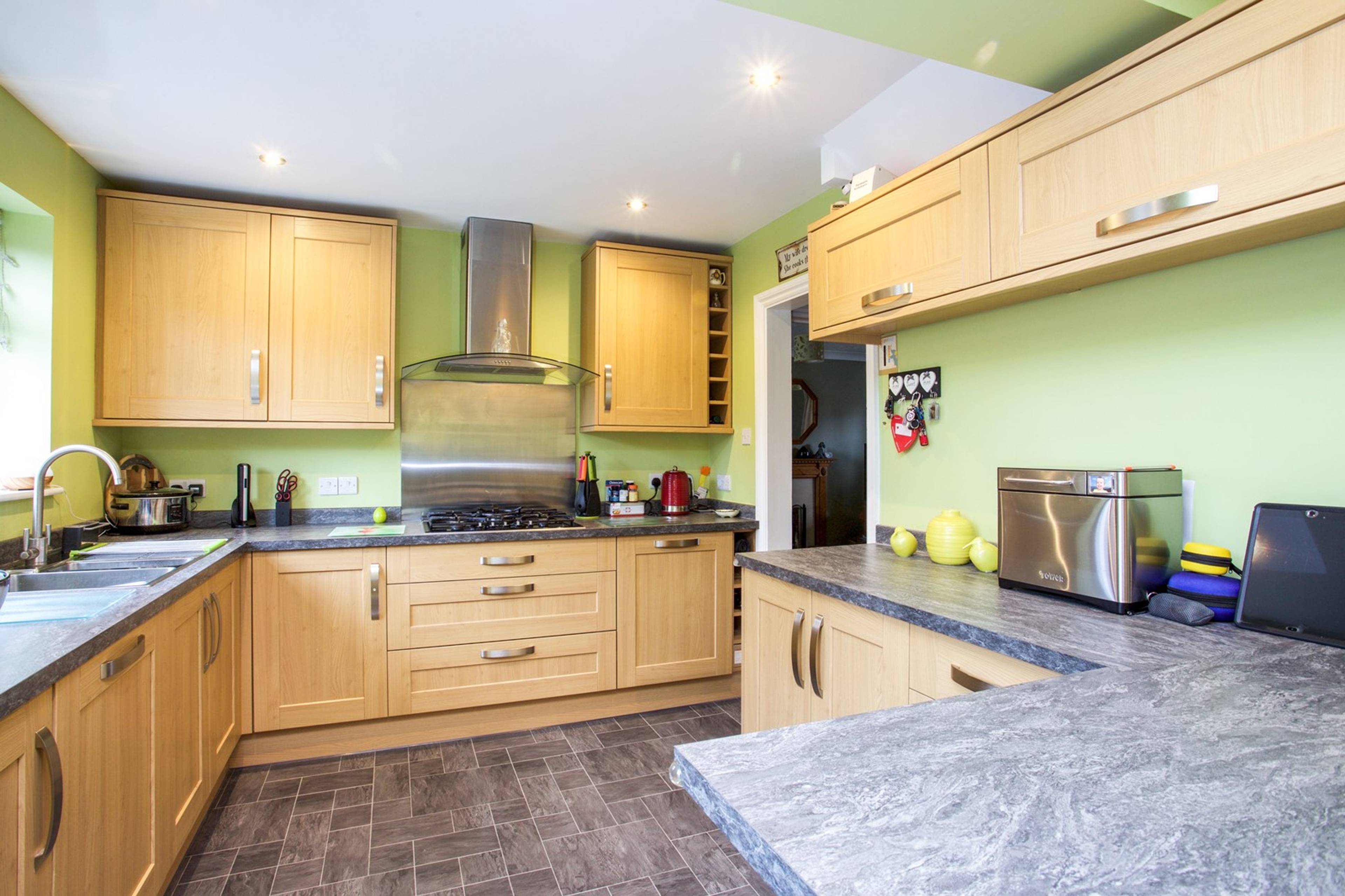 Kitchen/Breakfast