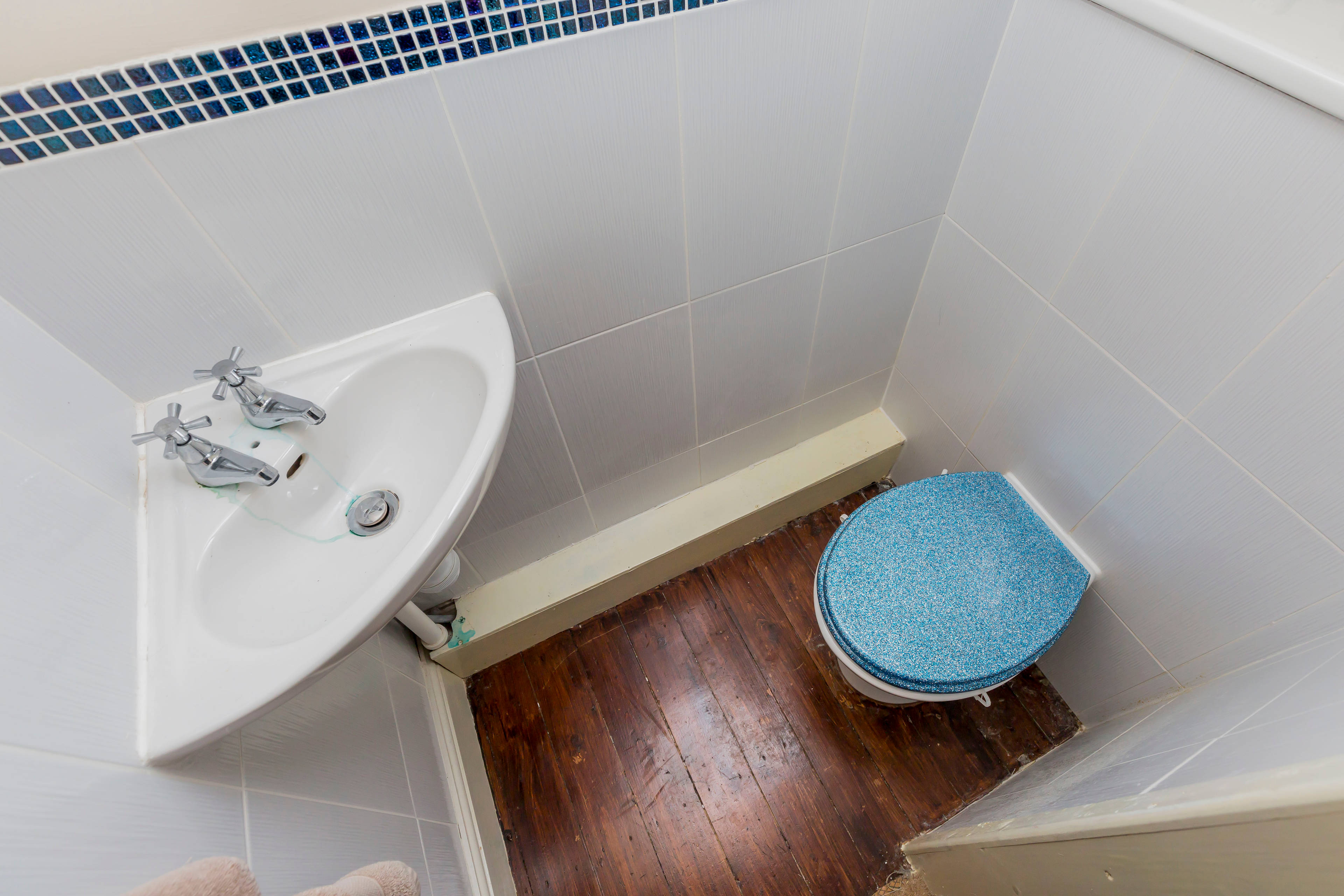 En-suite W.C.