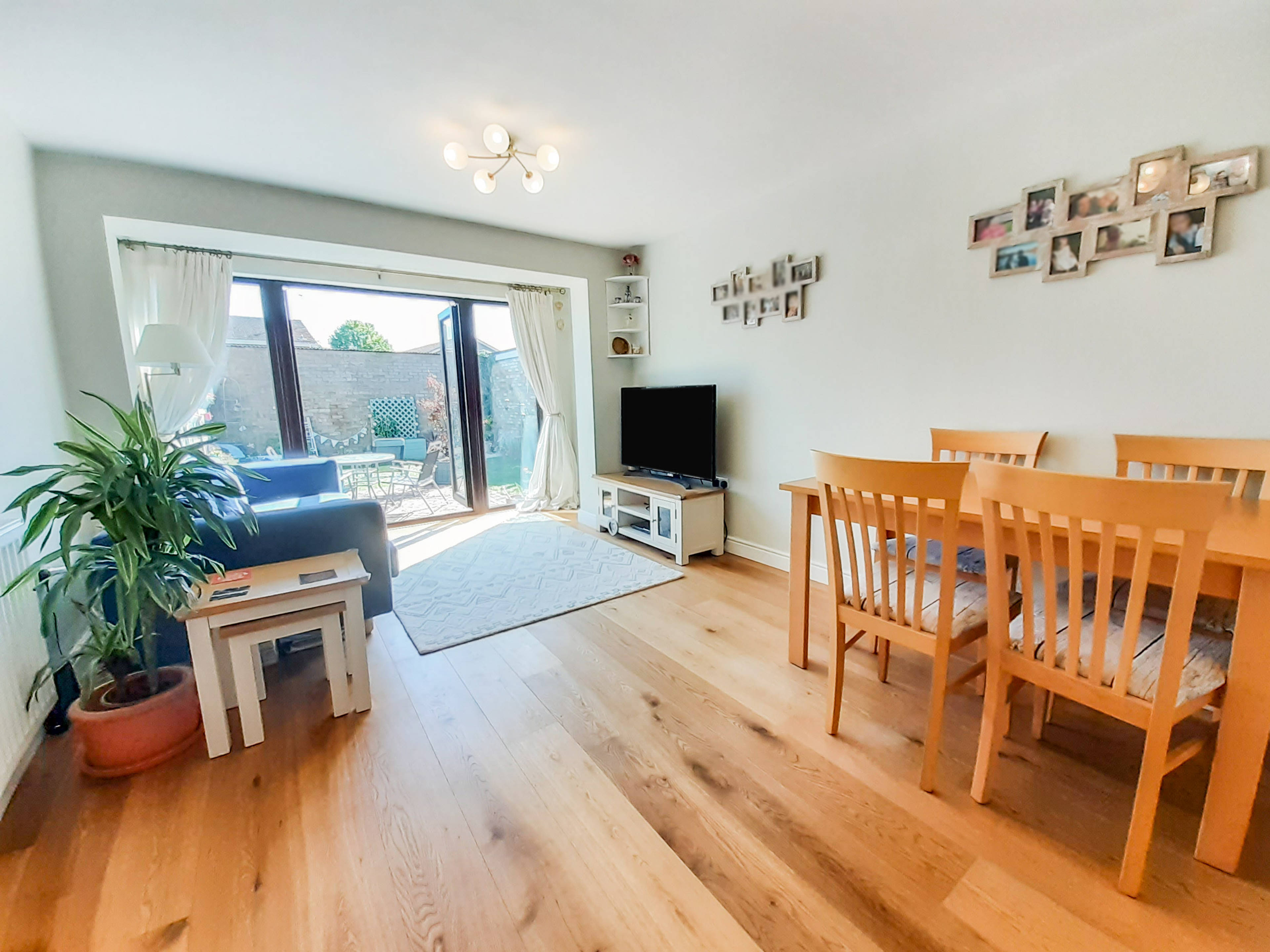 Living / Dining Room