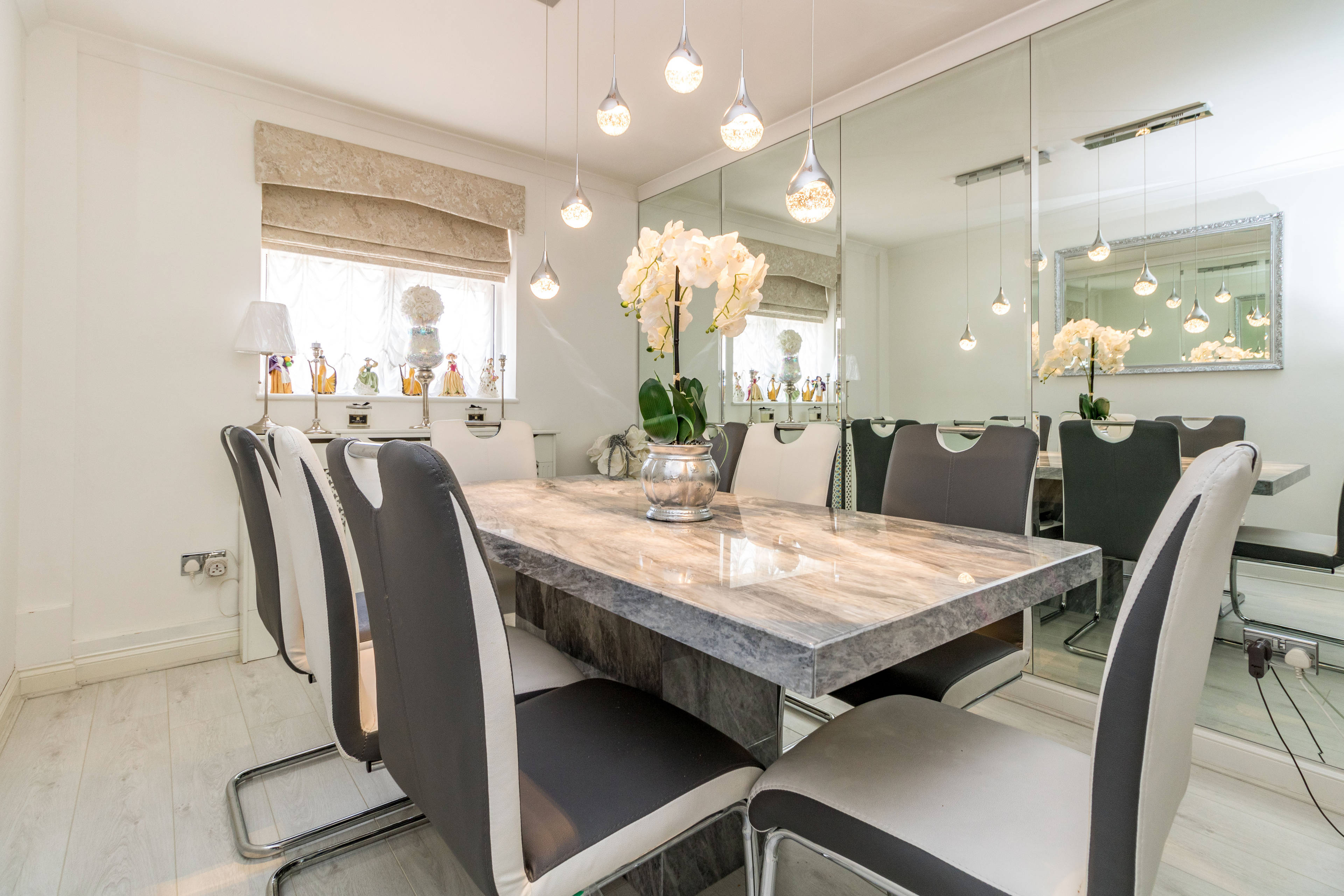 Dining Room/Bedroom
