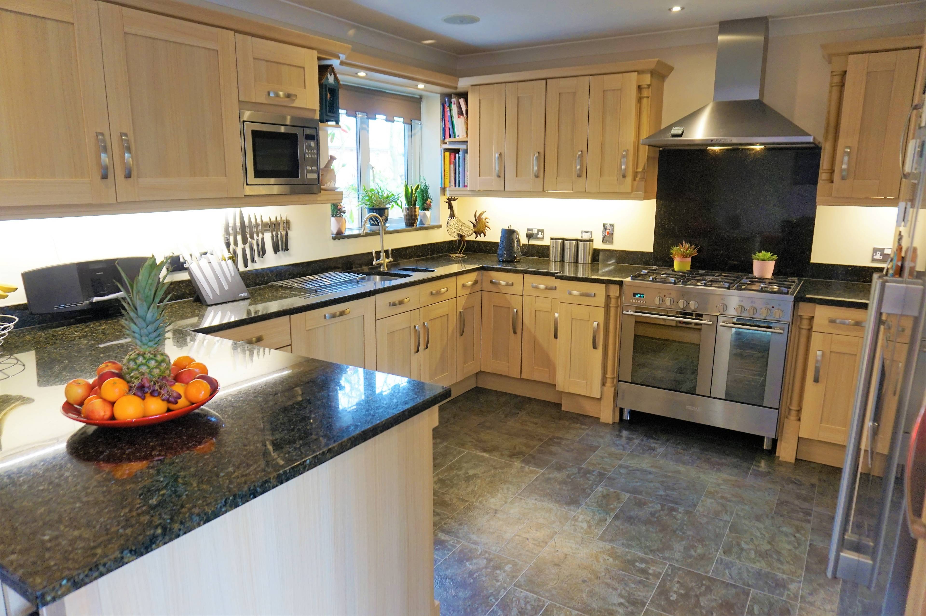 Kitchen/Breakfast