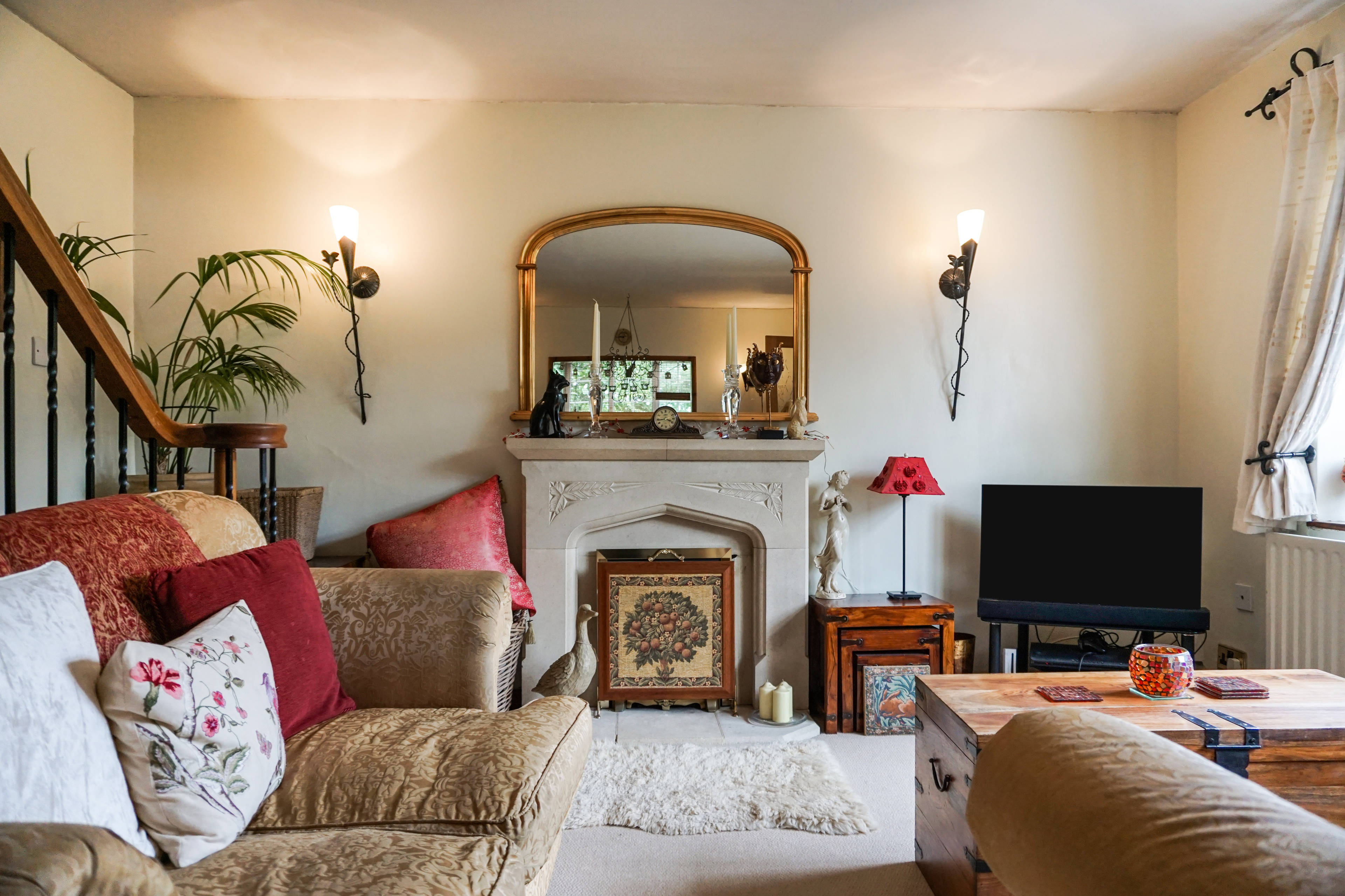 Lounge/Dining Room