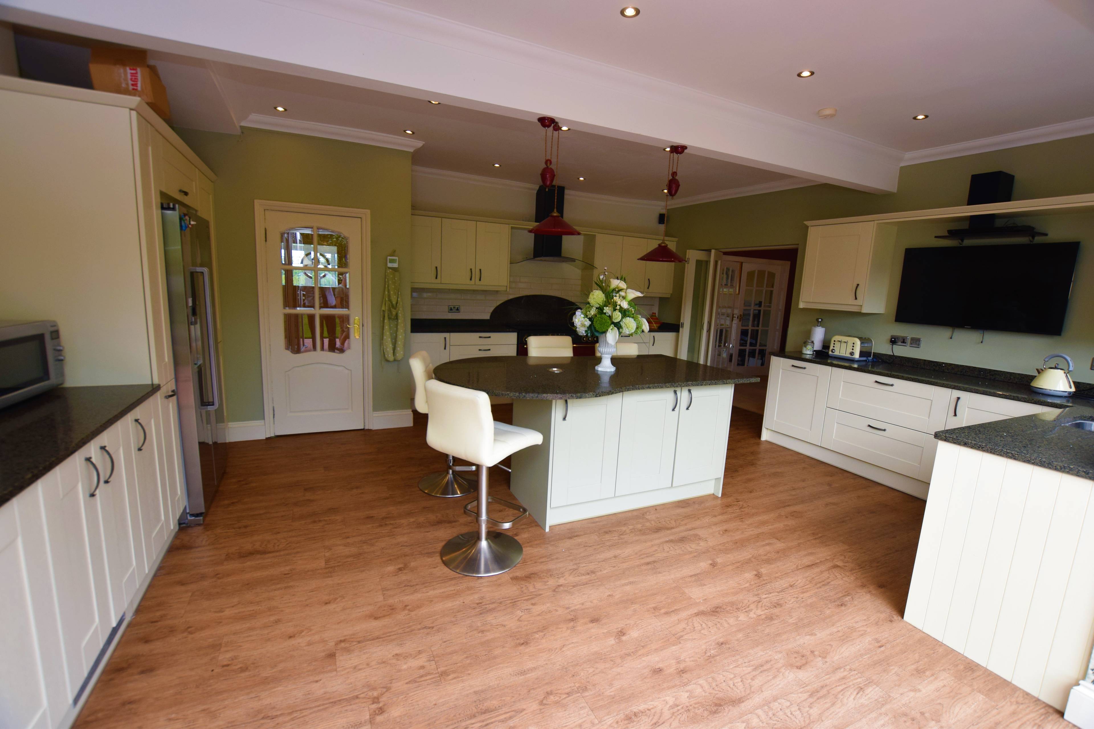 Kitchen / Breakfast