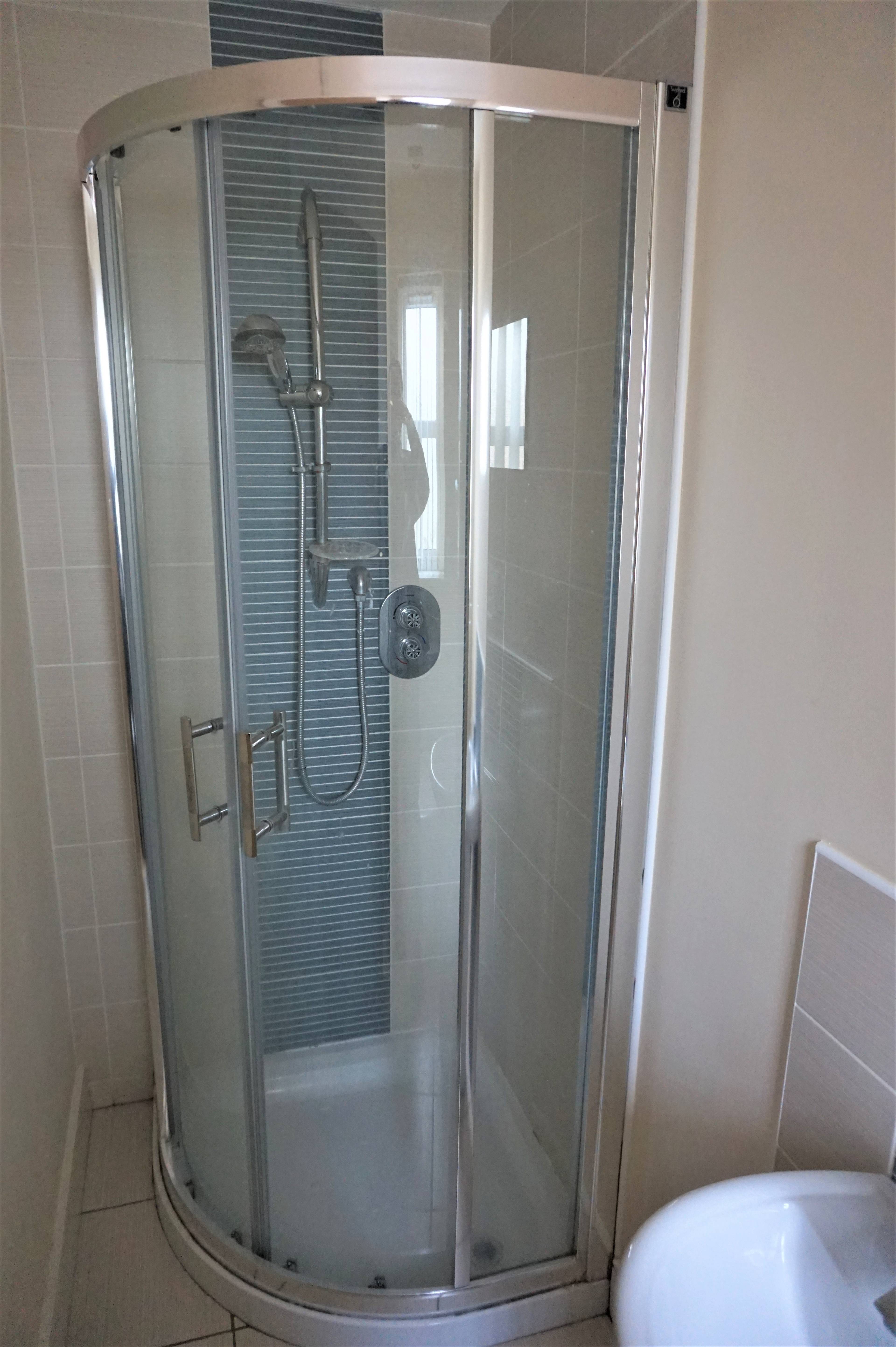 Master En-suite