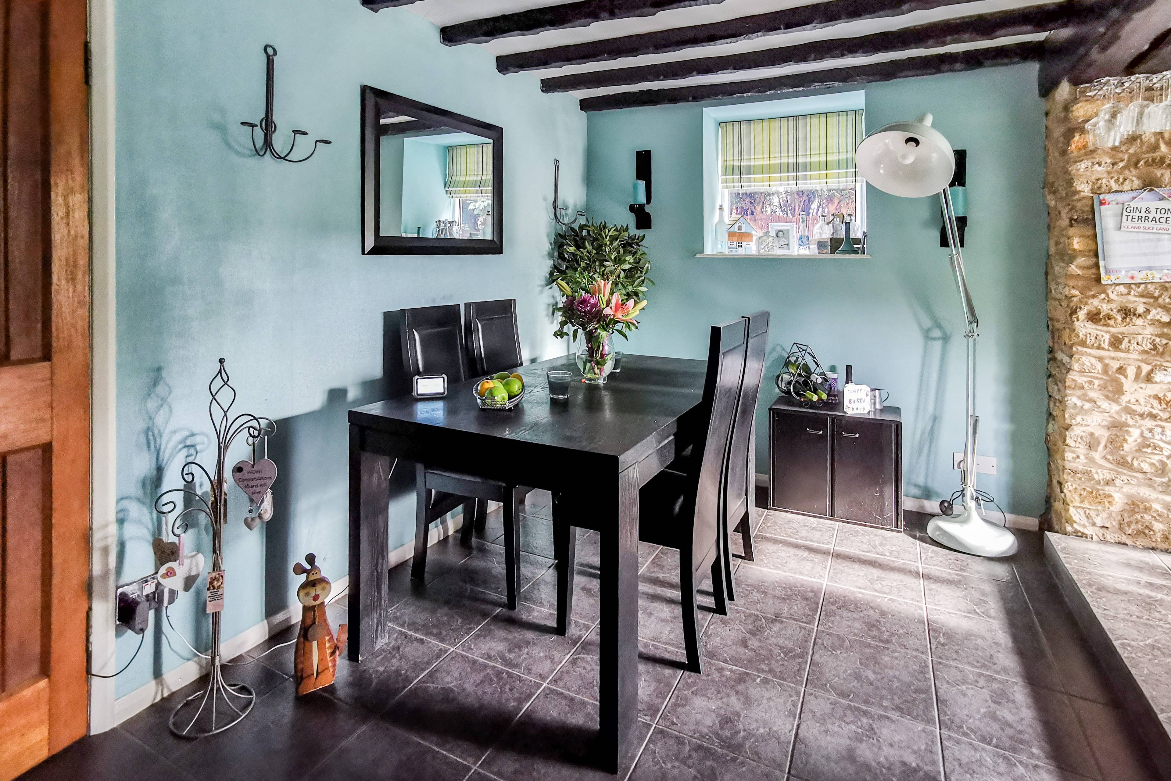 Breakfast Room