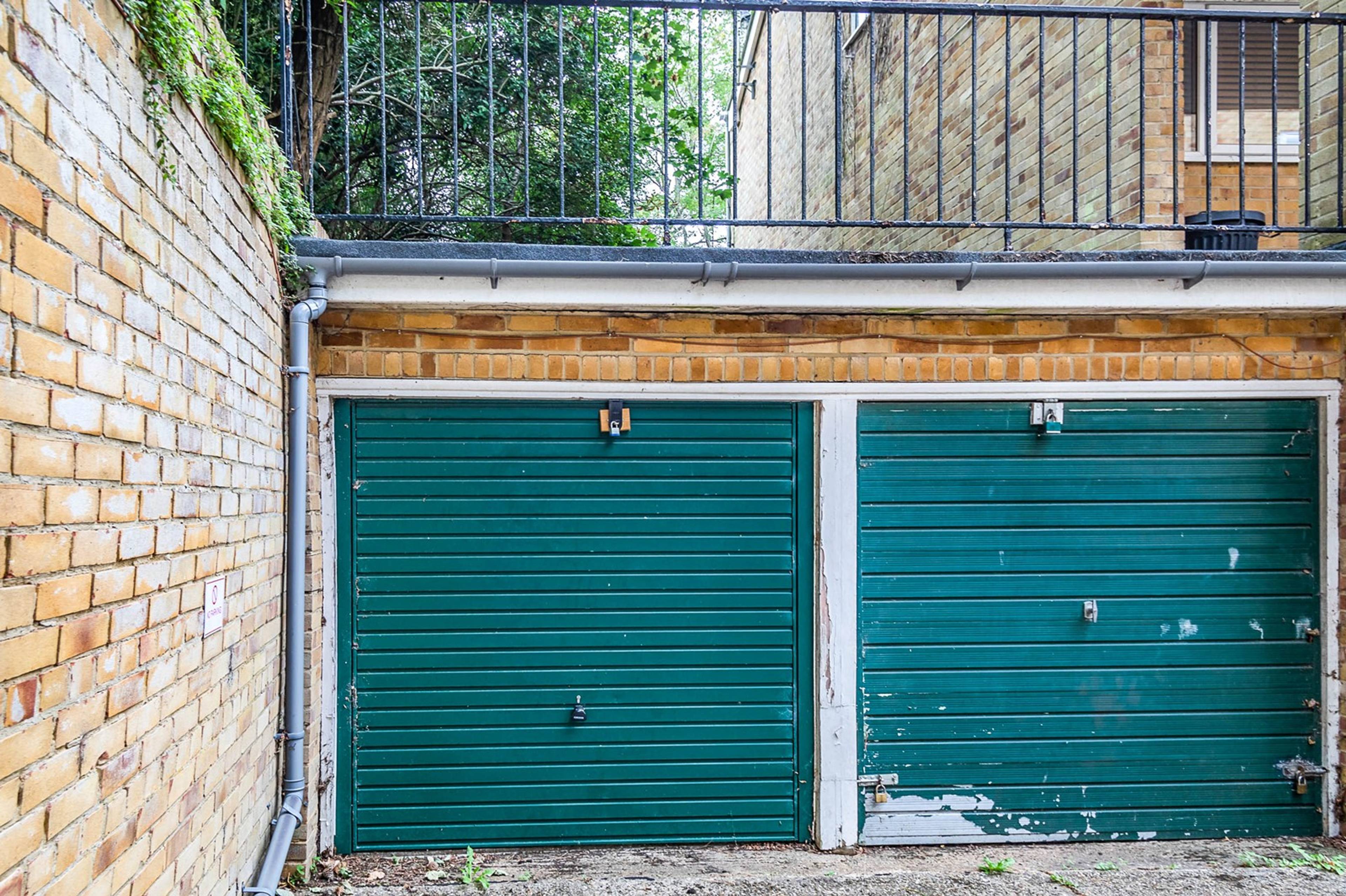 Garage En Bloc