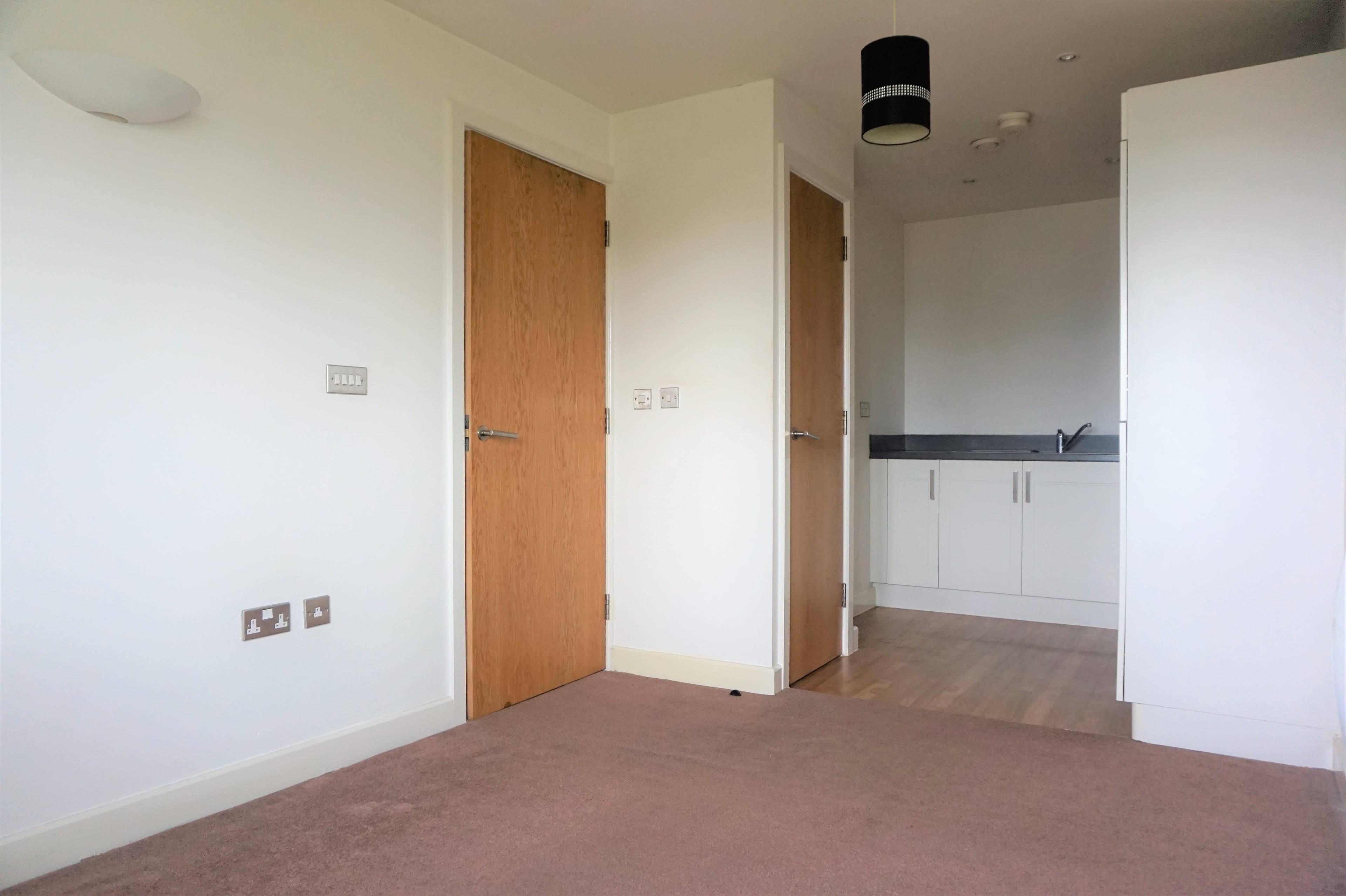 Lounge / Kitchen