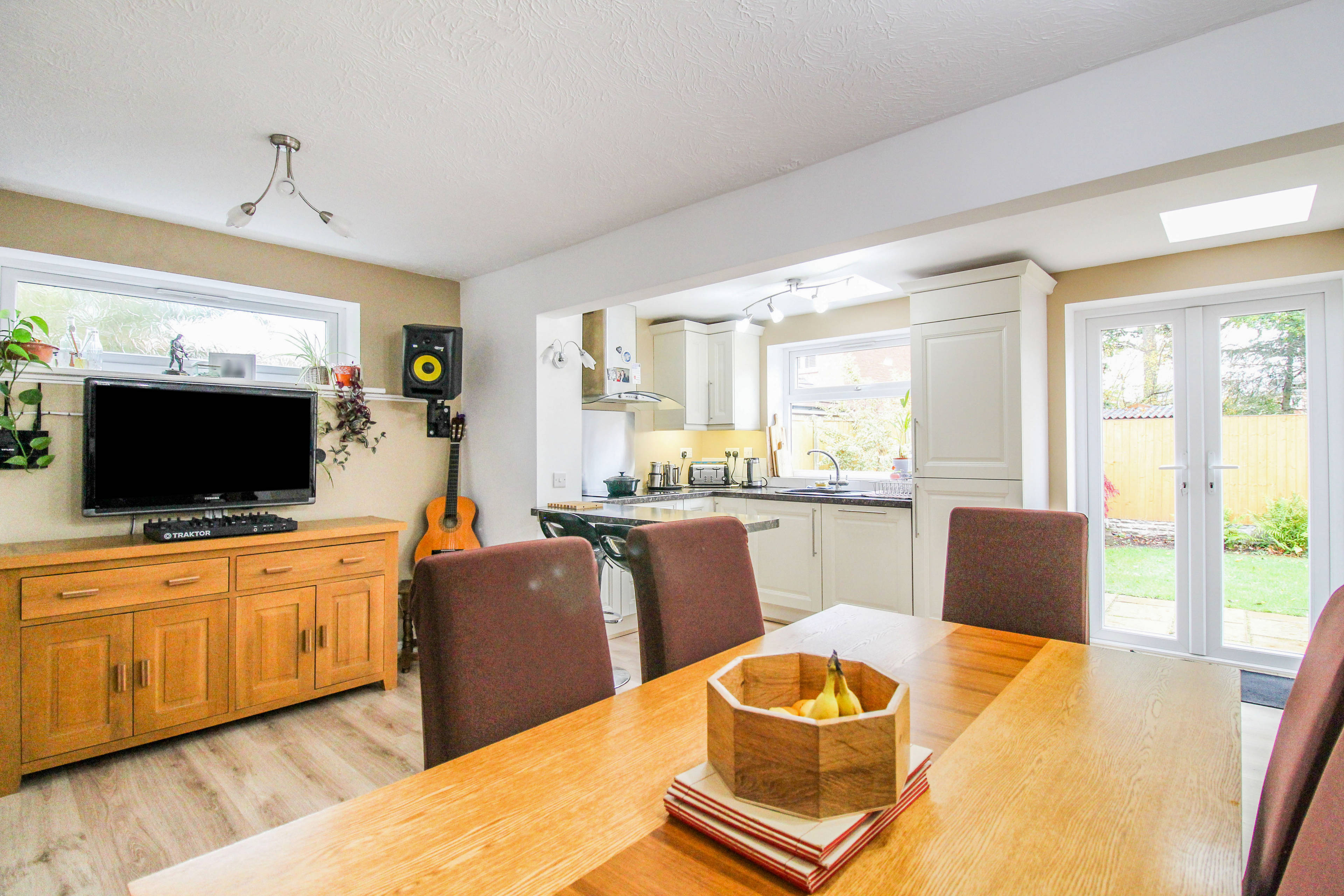 Kitchen/dining Room