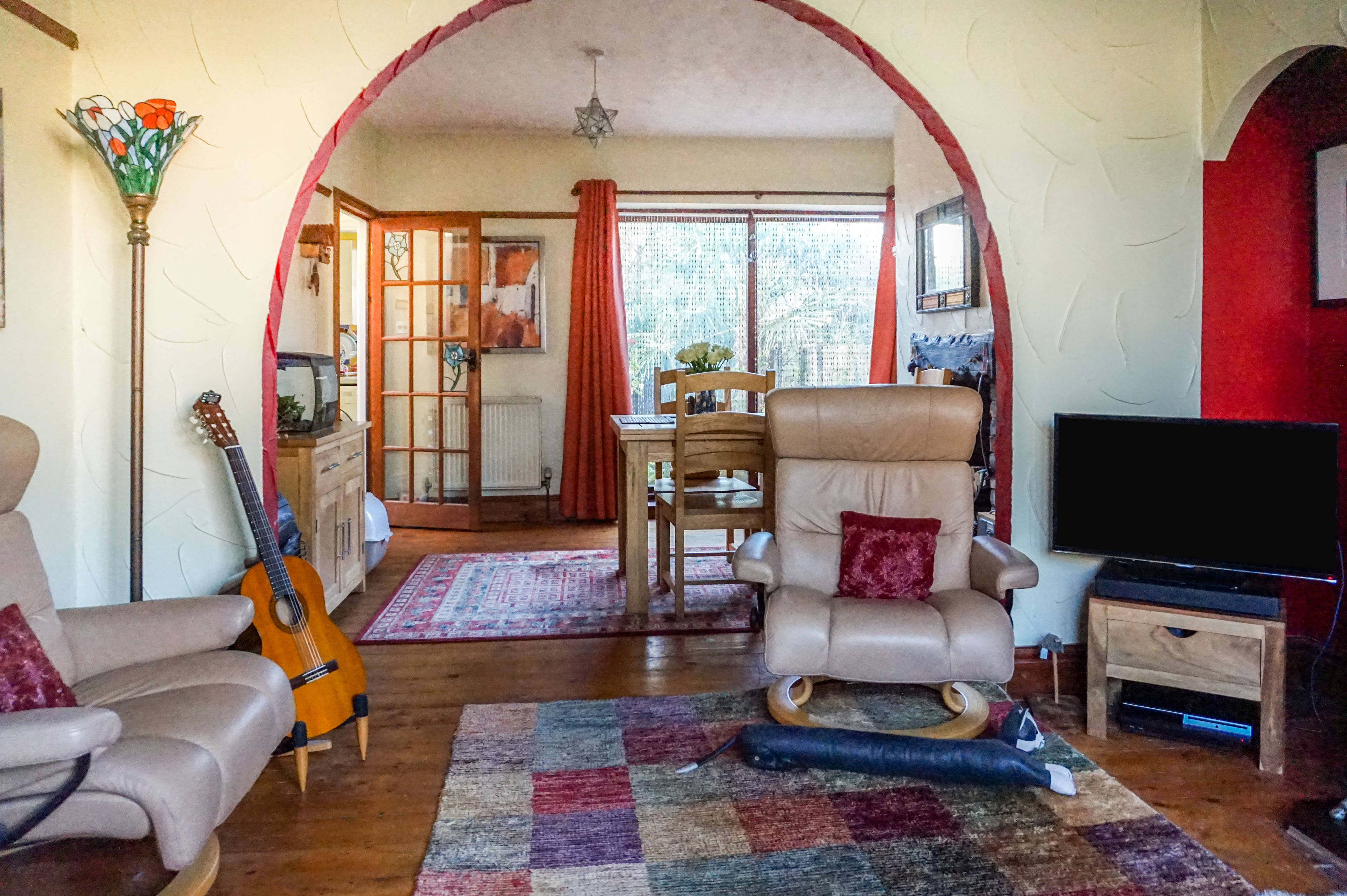 Lounge/Dining Room