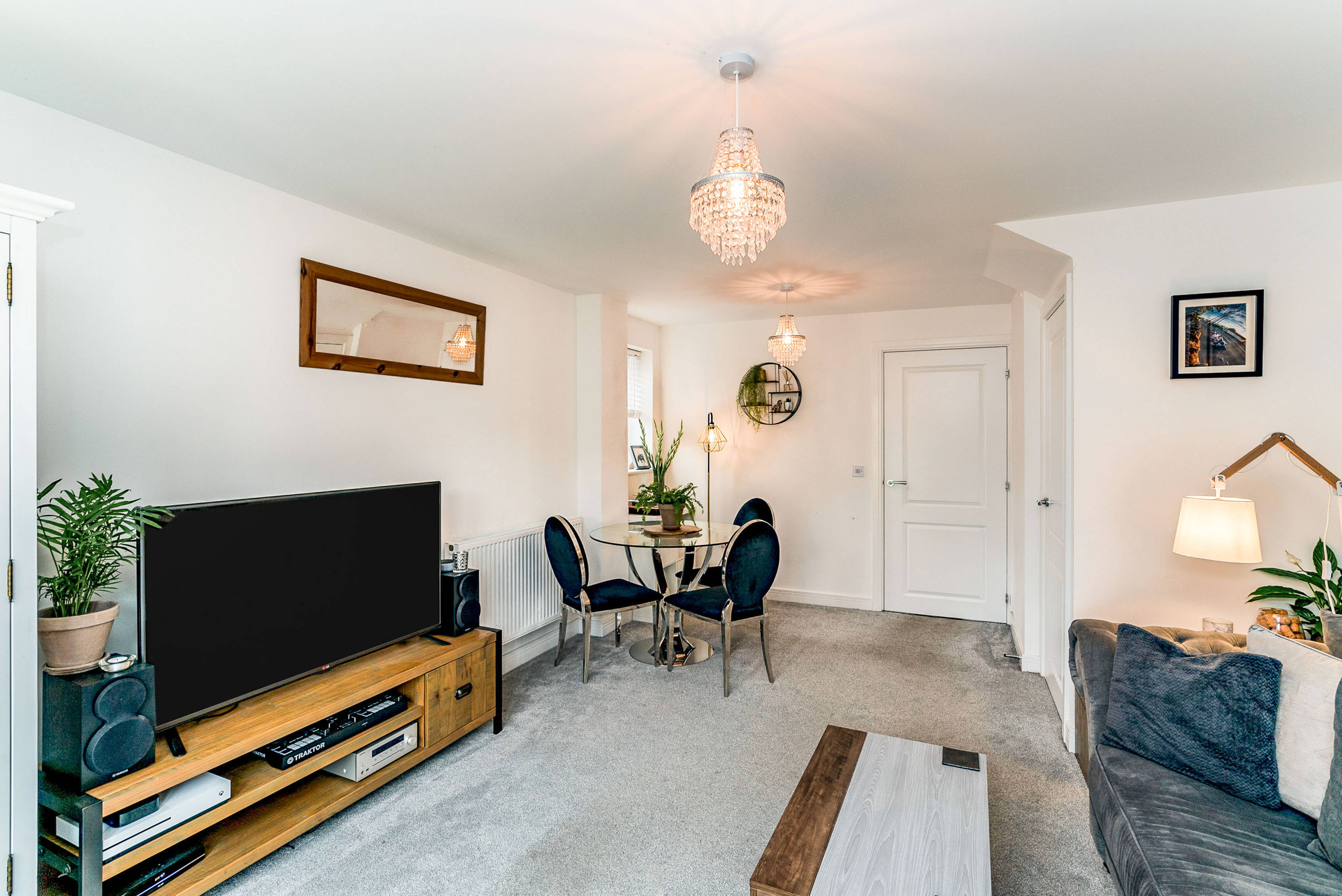 Living / Dining Room