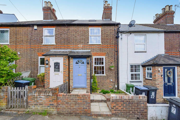 2 bedroom terraced house